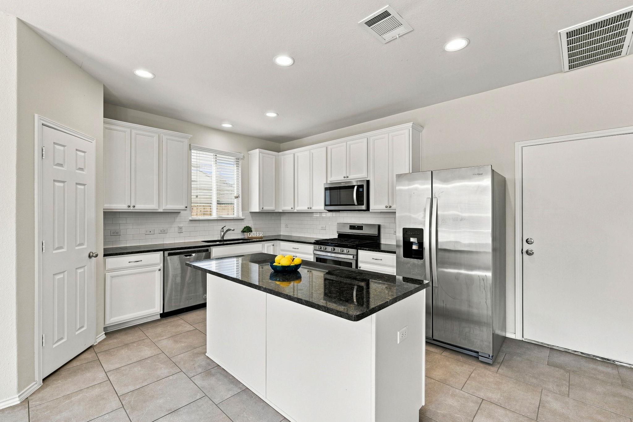 329 Bonnet Blvd Property Photo 14