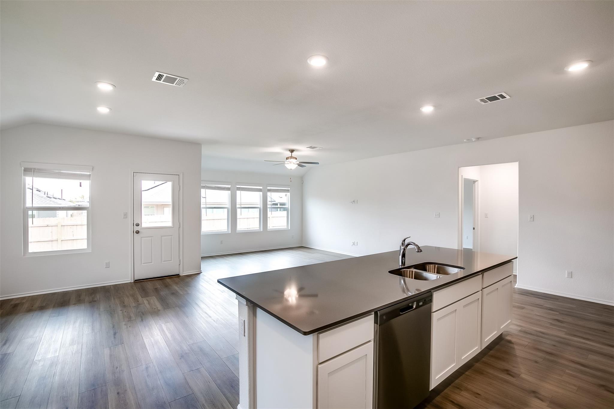 1740 Catahoula Dr Property Photo 13
