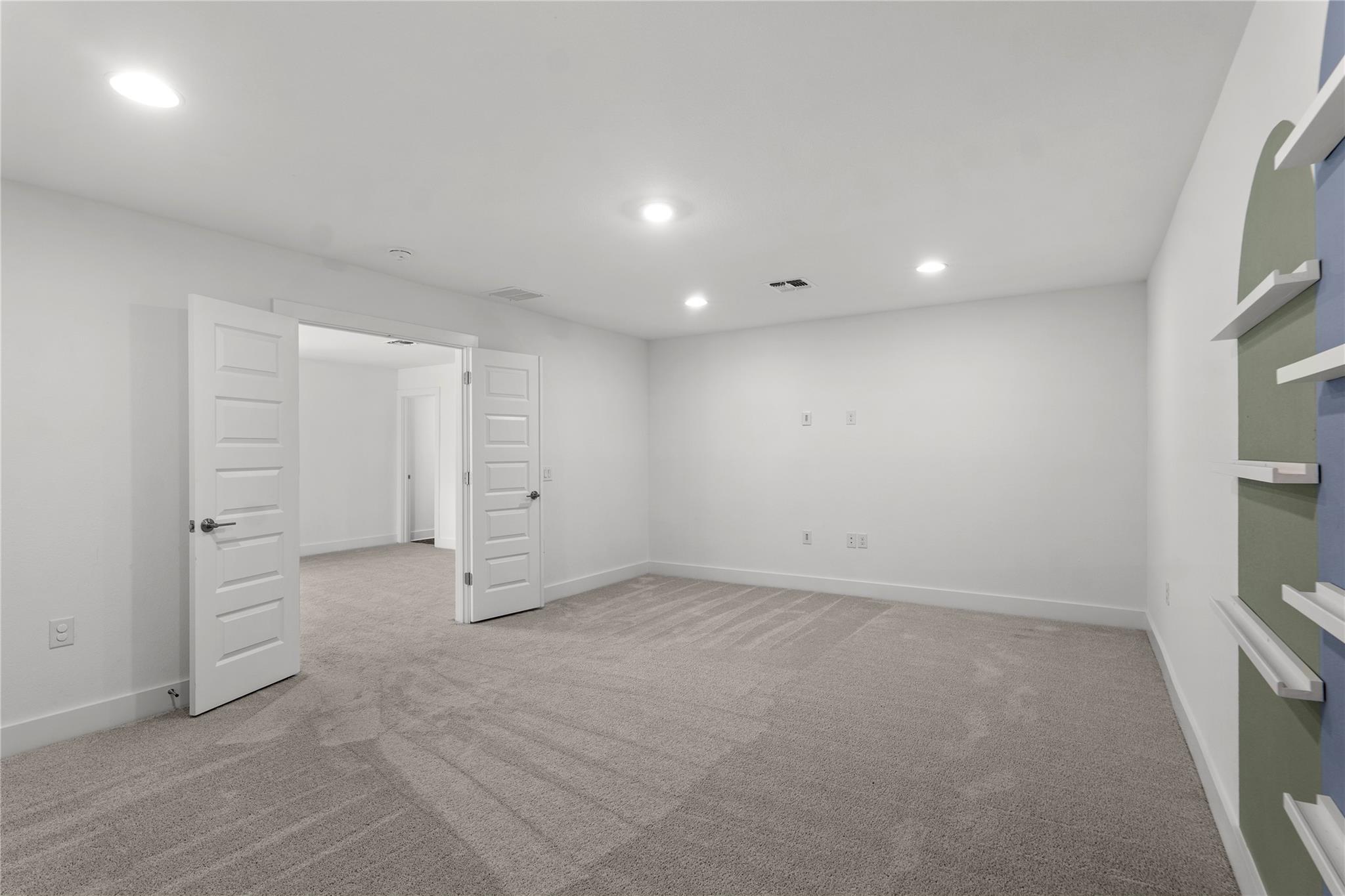 7913 Edmondson Bnd Property Photo 19