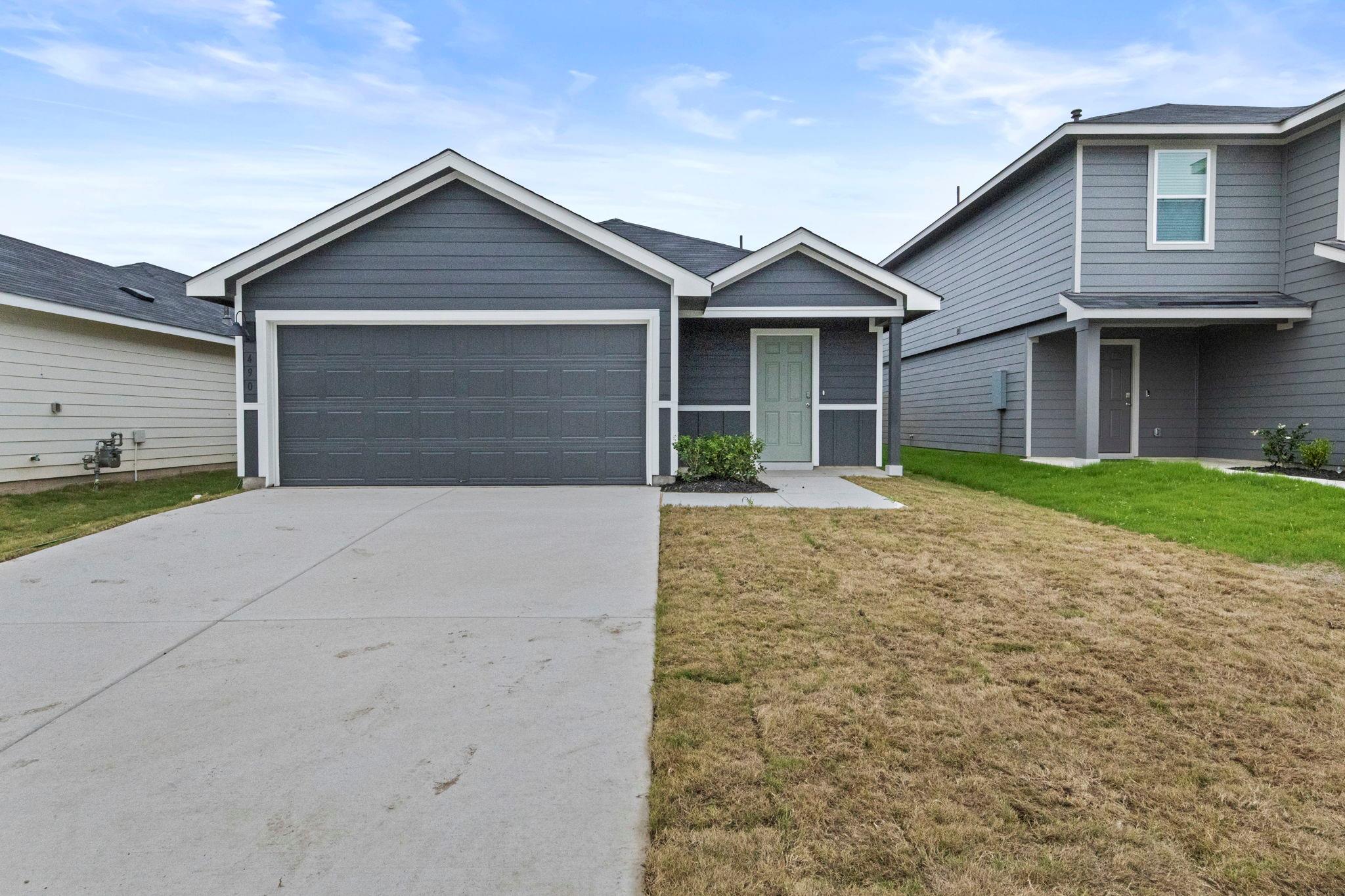 490 Low Pasture Trl Property Photo 1