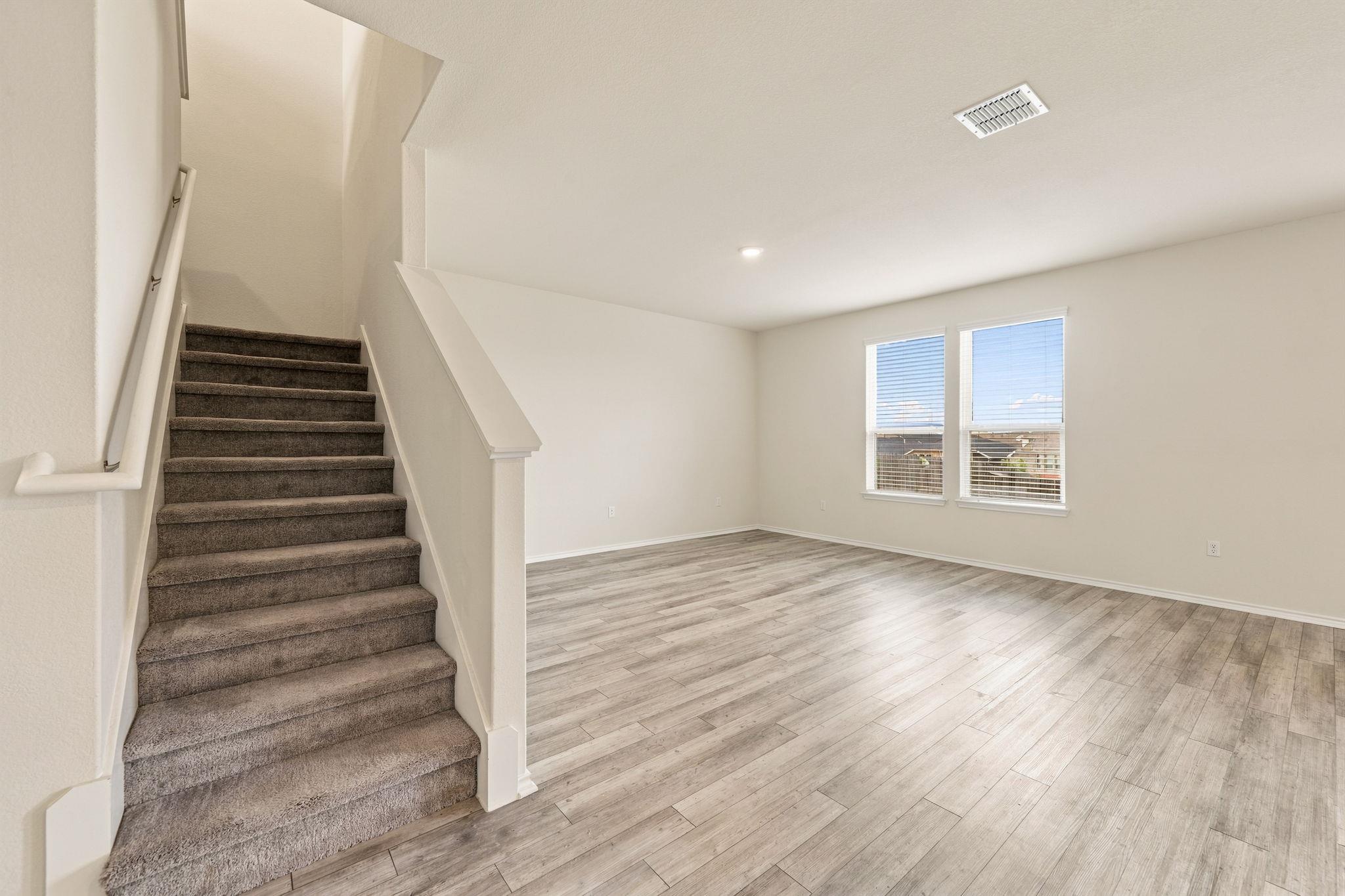 499 Tree Nut Loop Property Photo 34
