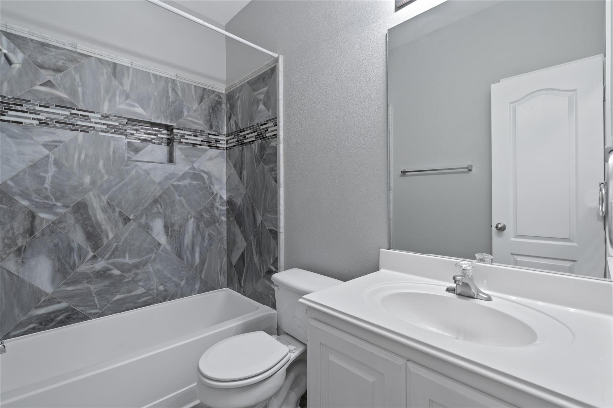 1083 Zeus Cir Property Photo 28