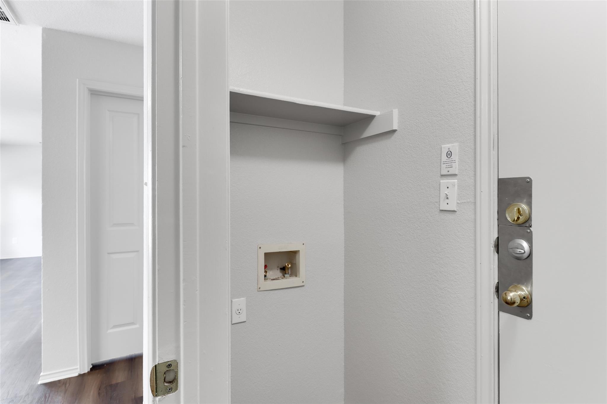 5805 Lark Creek Dr Property Photo 9