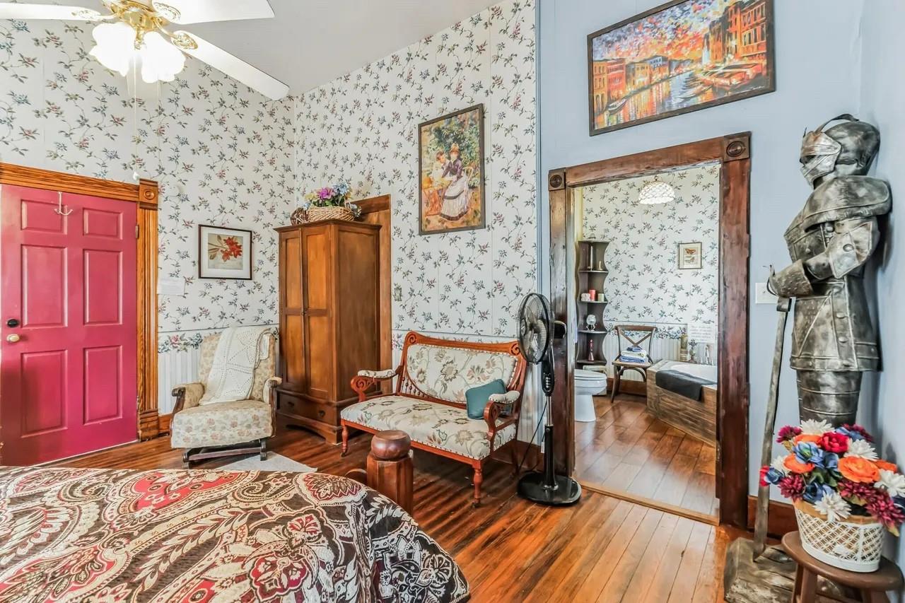 1307 Wright St Property Photo 18