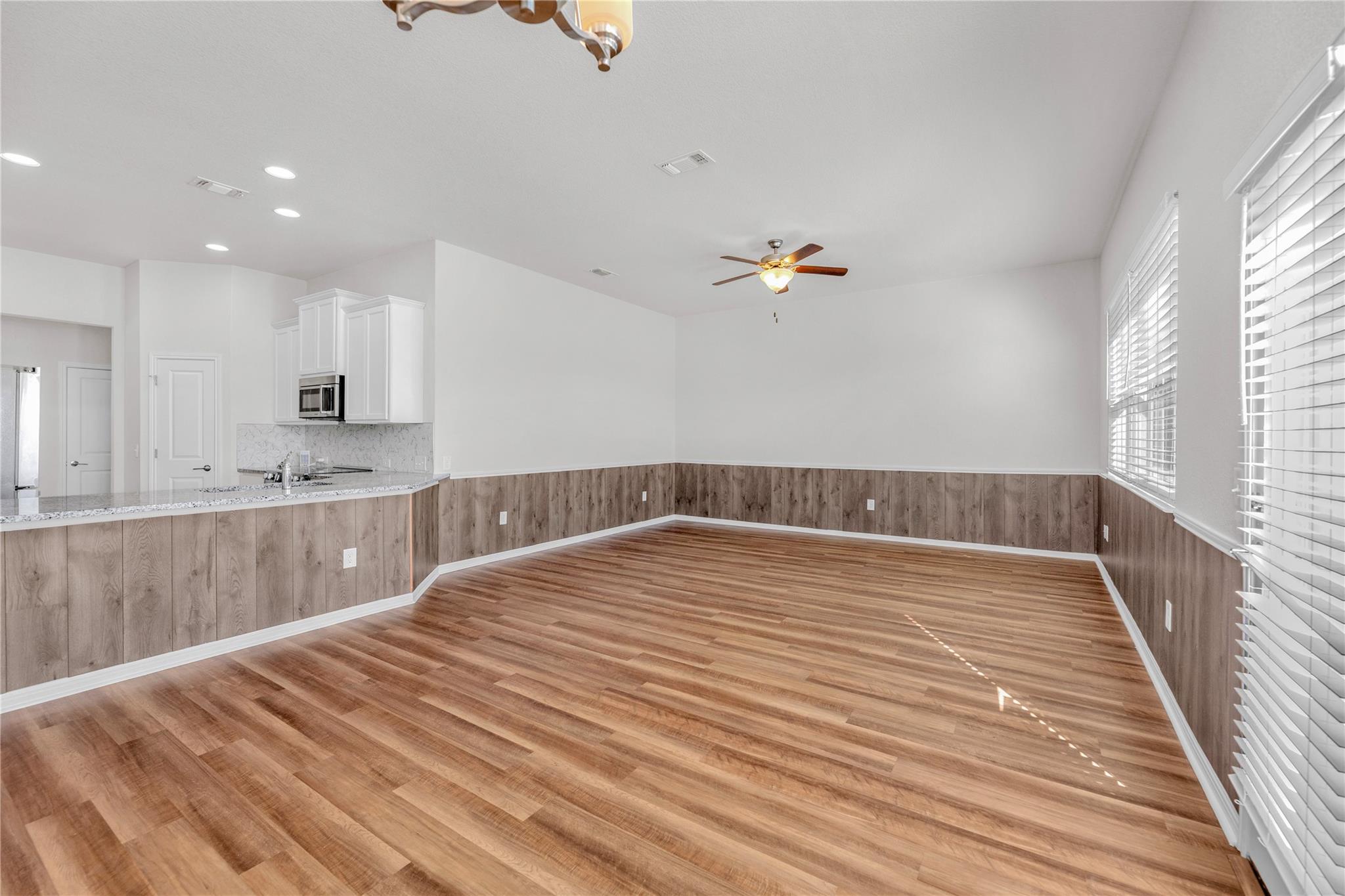 9941 Comely Bnd Property Photo 25