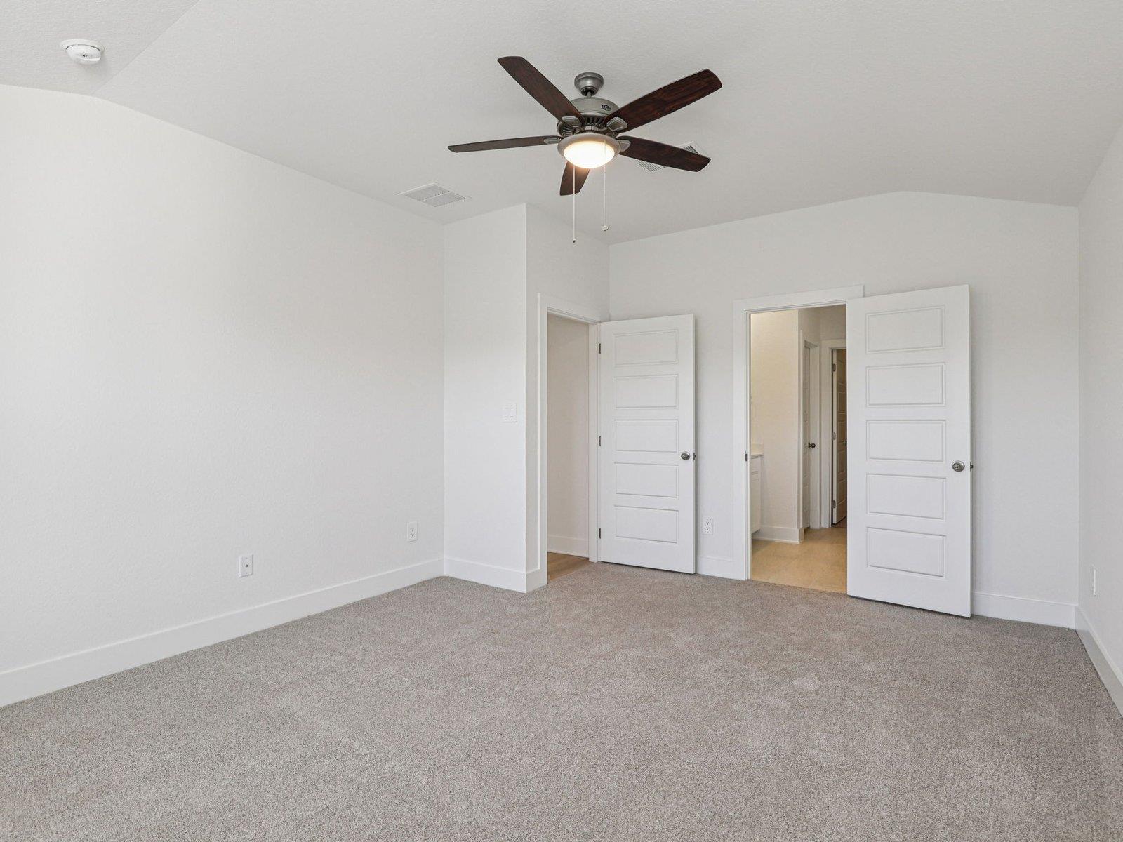 273 Sue Peaks Loop Property Photo 12