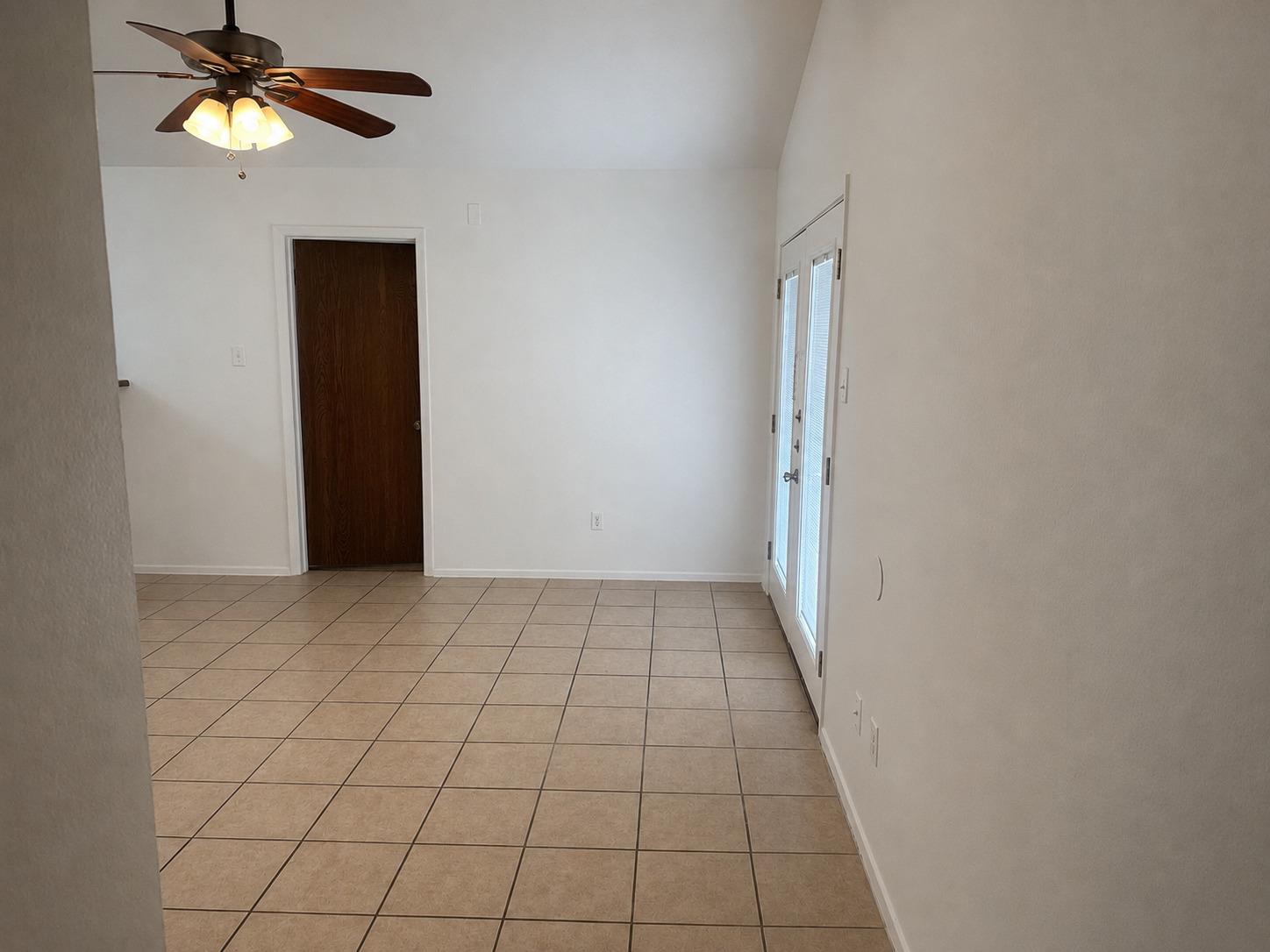 8205 W Gate Blvd #b Property Photo 3