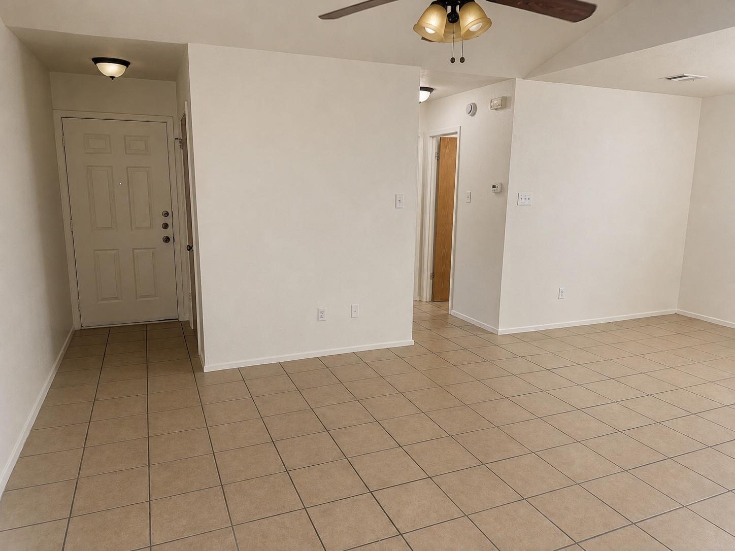 8205 W Gate Blvd #b Property Photo 4