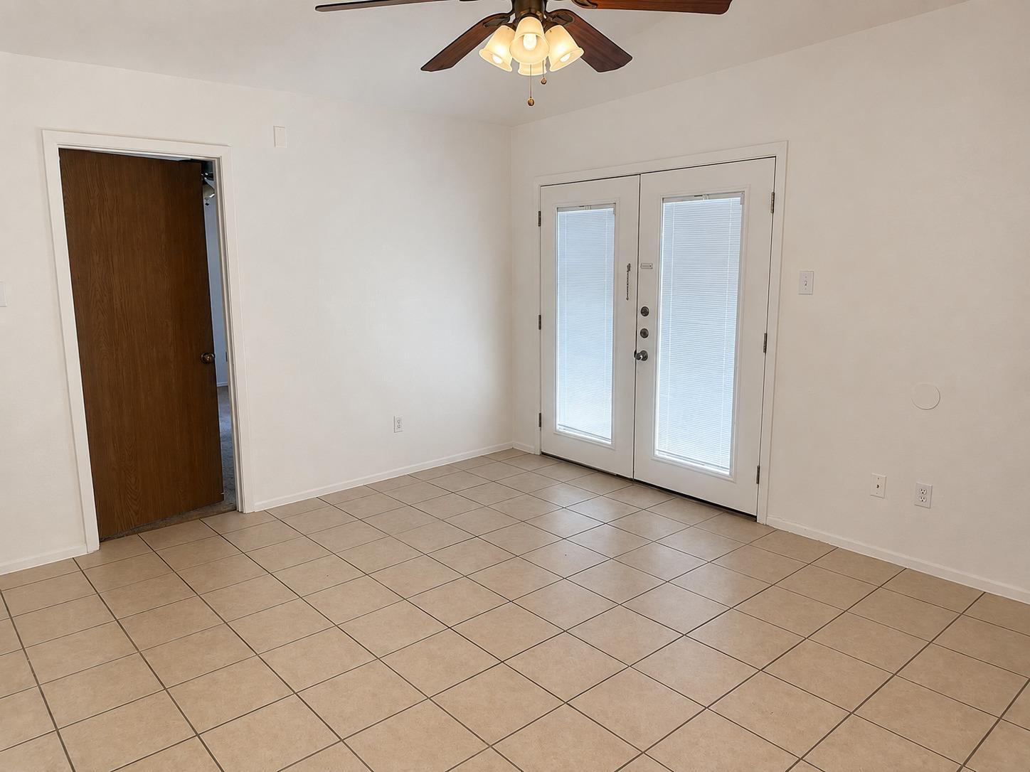 8205 W Gate Blvd #b Property Photo 5