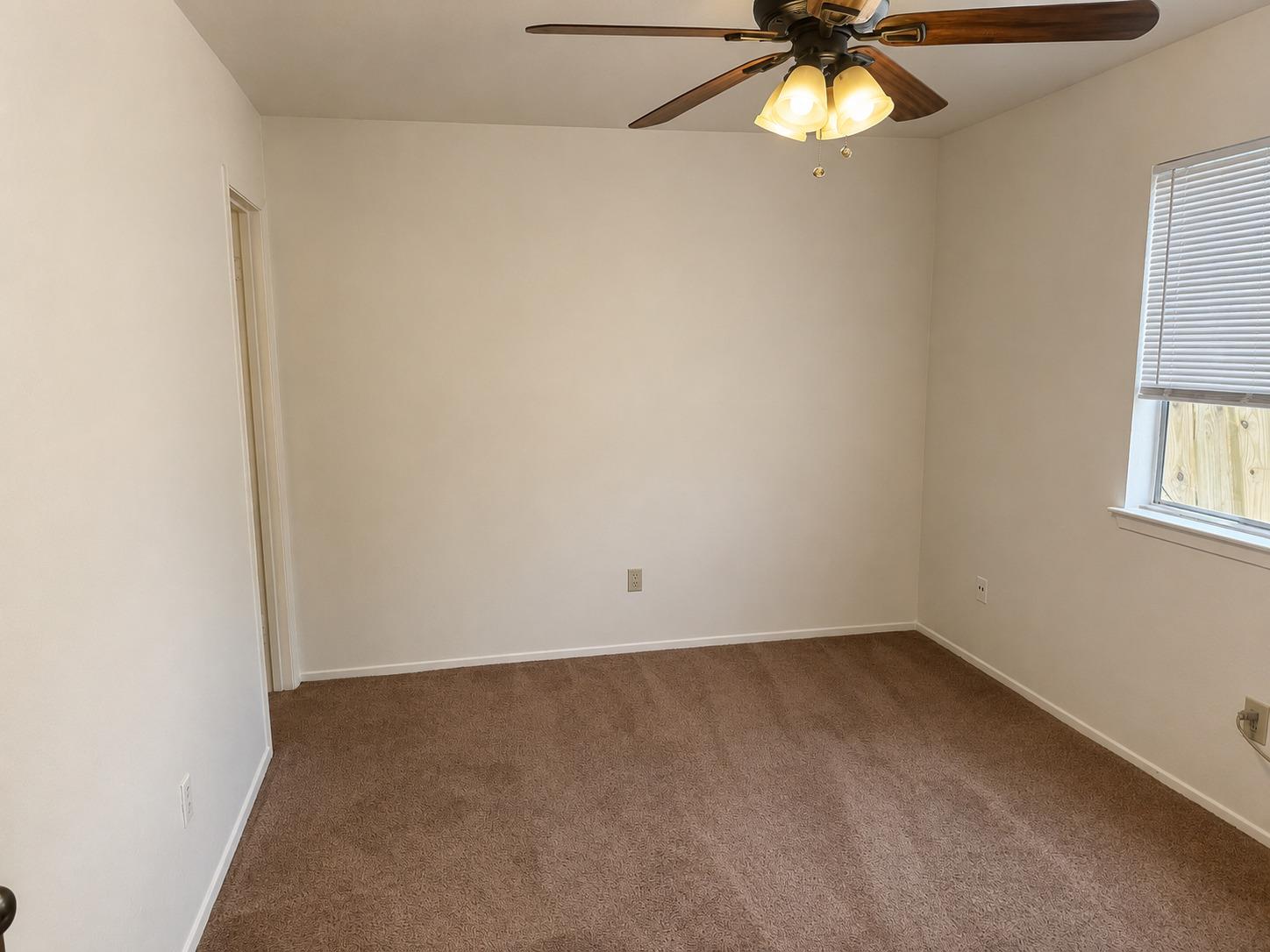 8205 W Gate Blvd #b Property Photo 16