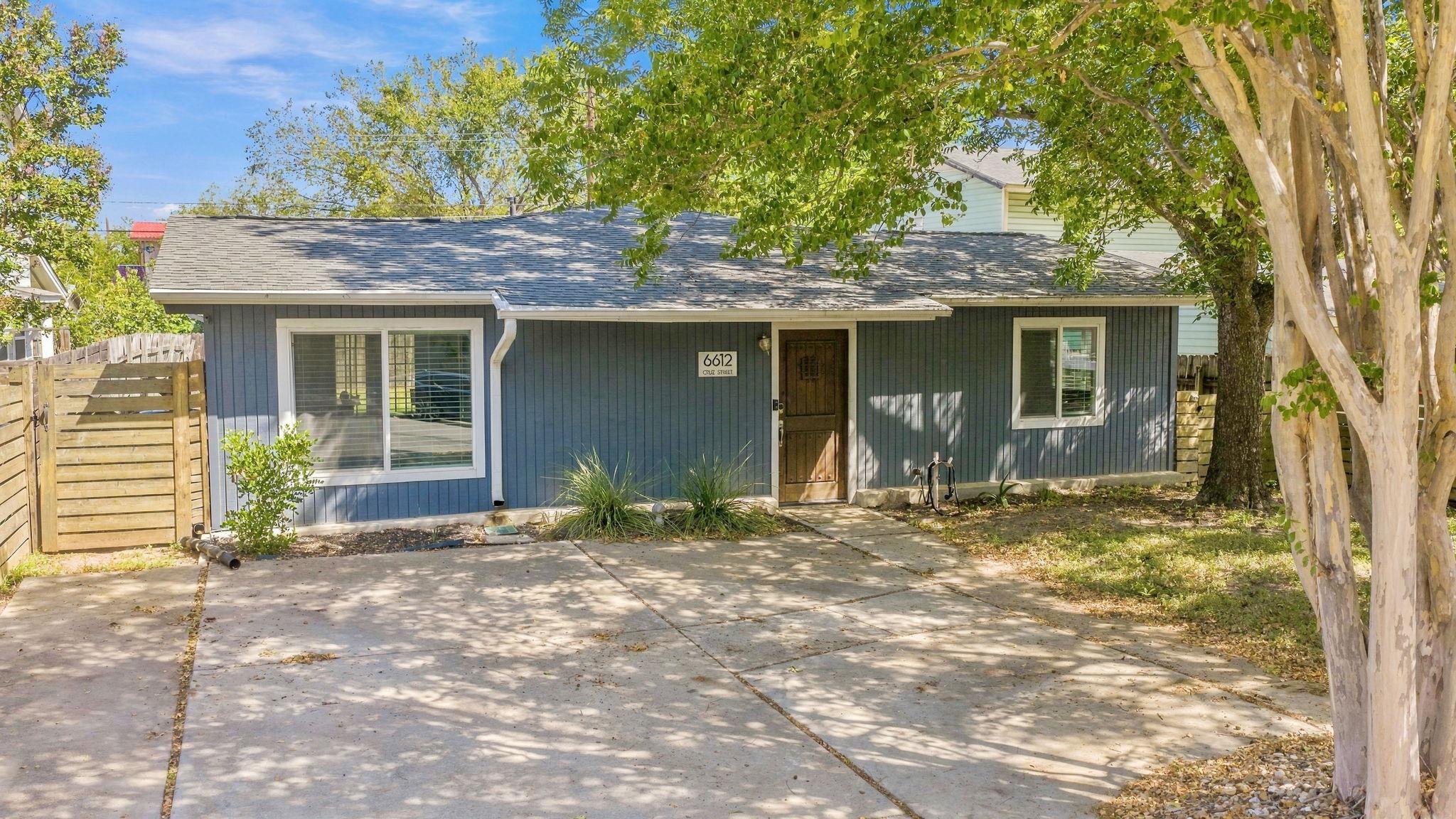 6612 Cruz St Property Photo 2