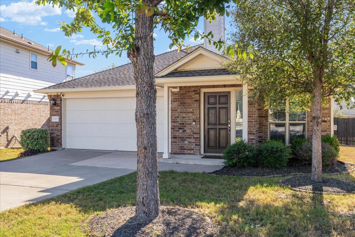 18017 Moreto Loop Property Photo 1