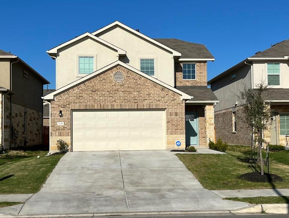 1228 Vogel DR Property Photo 1
