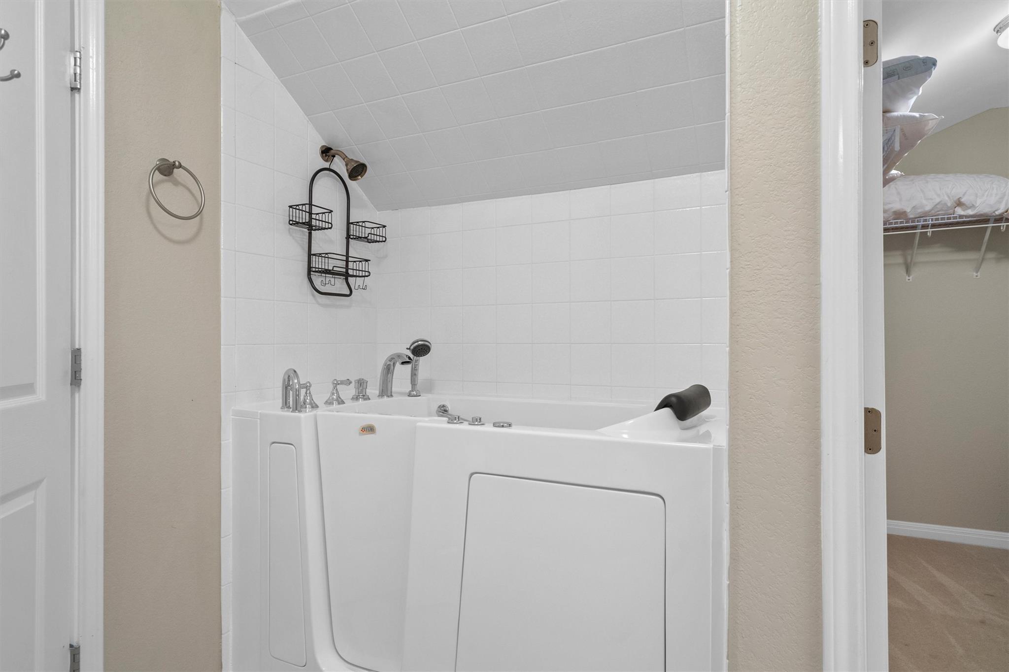 30 Wildwood Dr #184 Property Photo 31