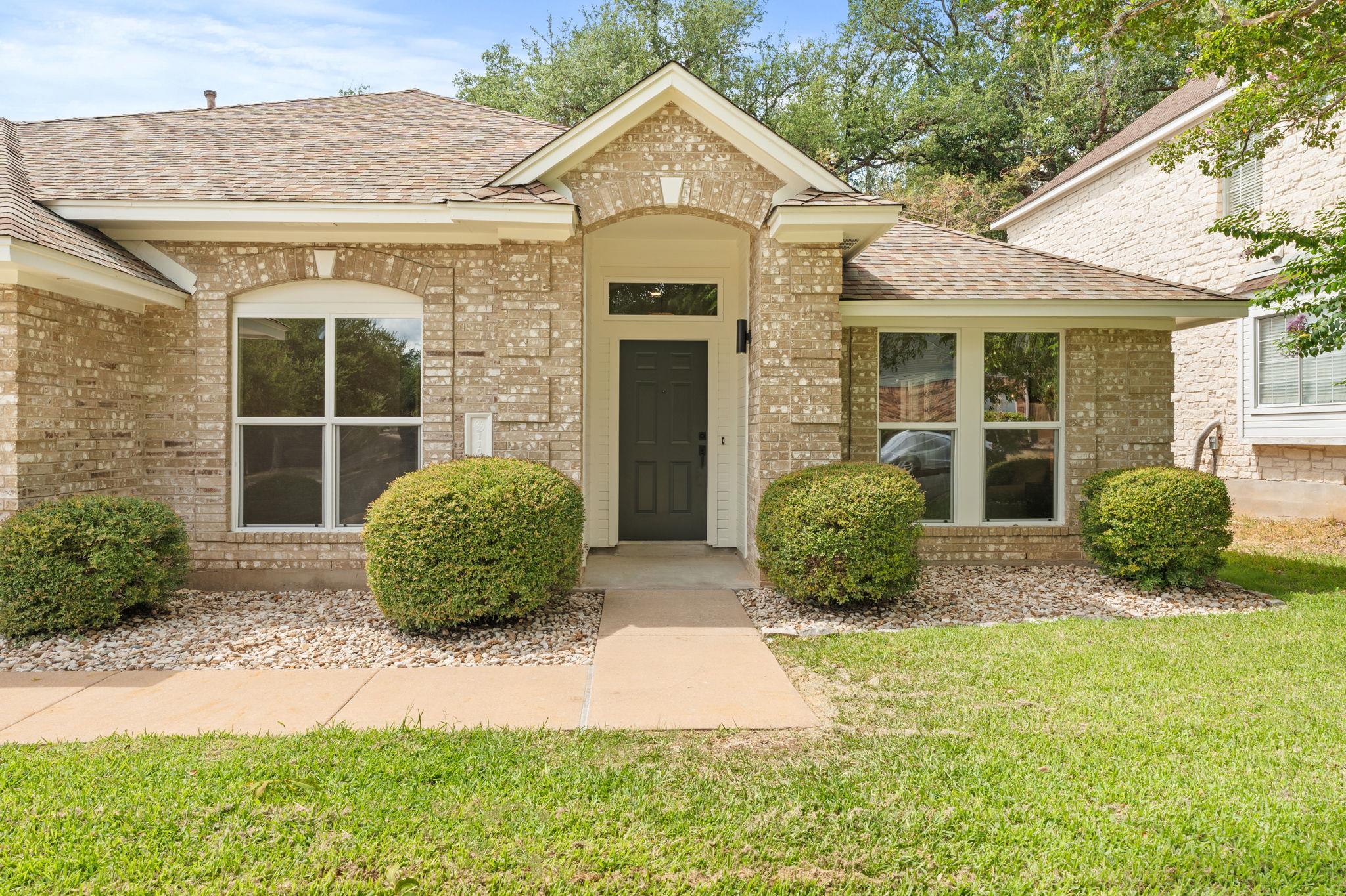 11007 Andenwood Dr Property Photo 2
