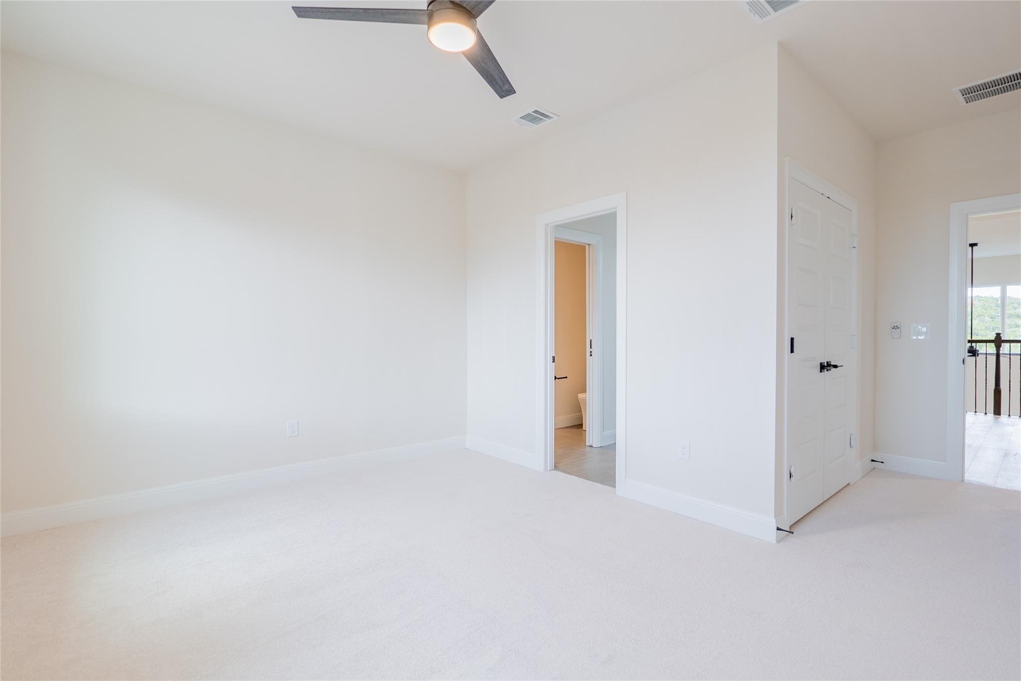 7202 Flagship Park Dr Property Photo 29