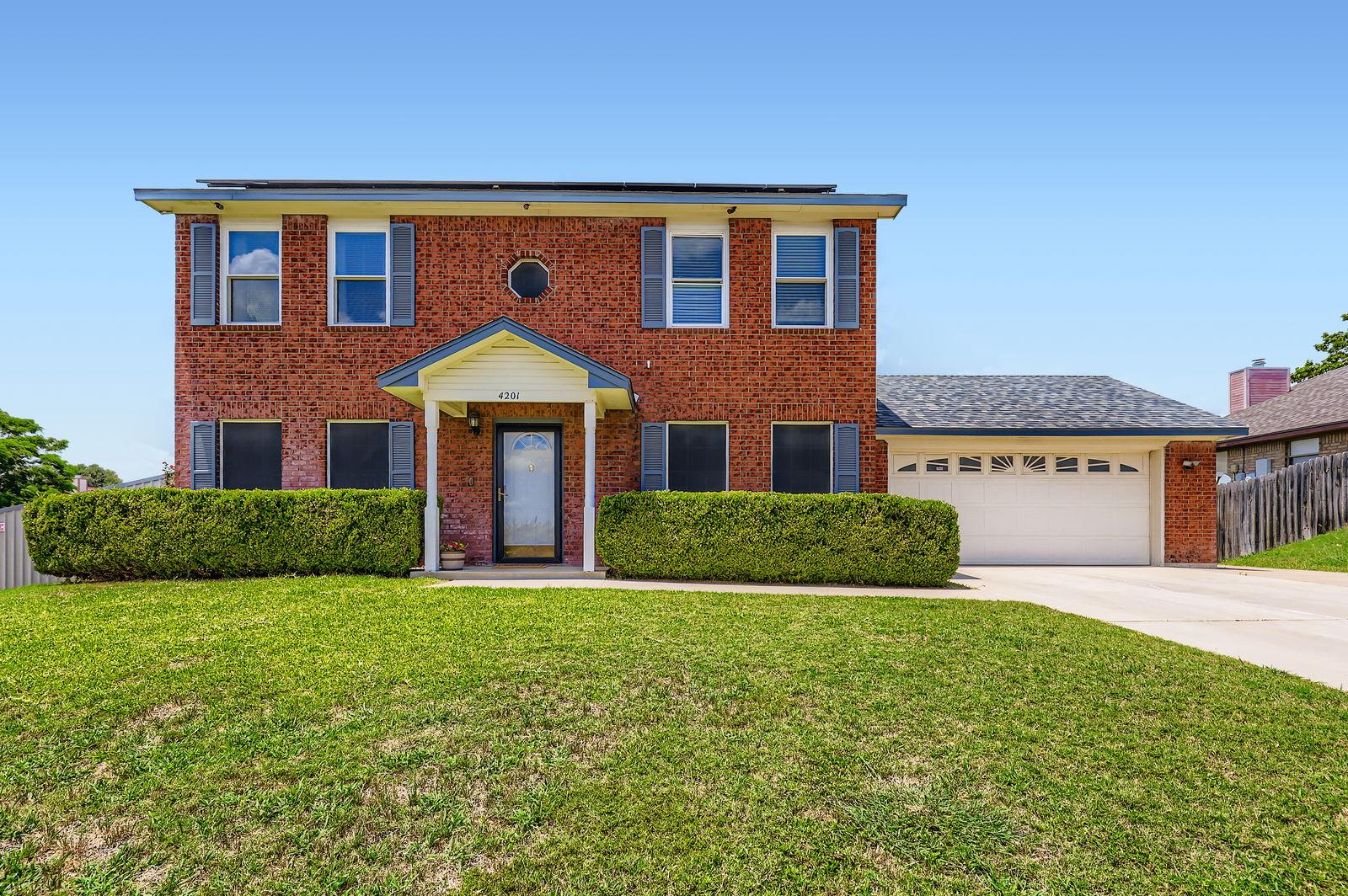 4201 Breckenridge Dr Property Photo 1