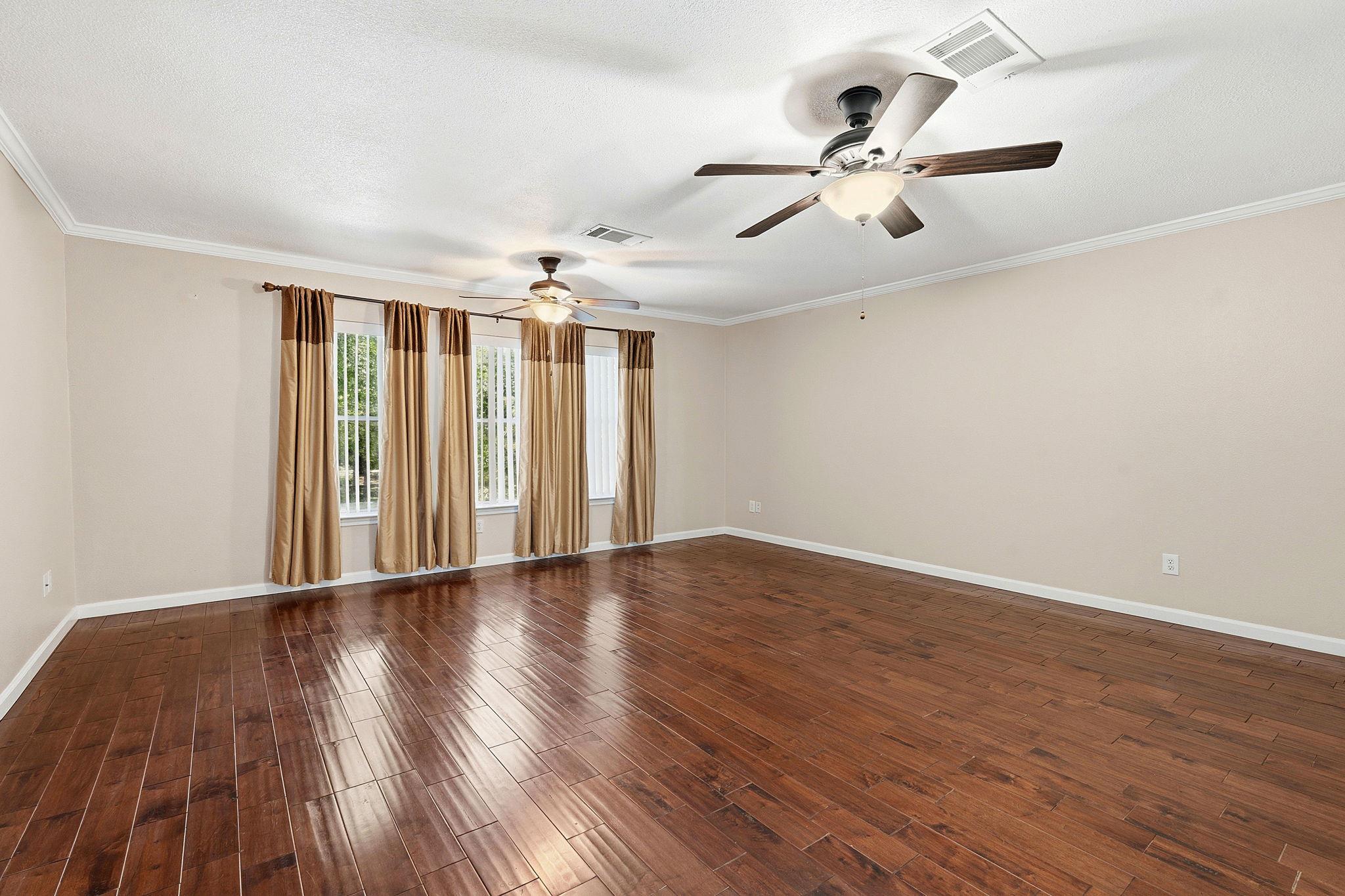 6614 Roseborough Dr Property Photo 15