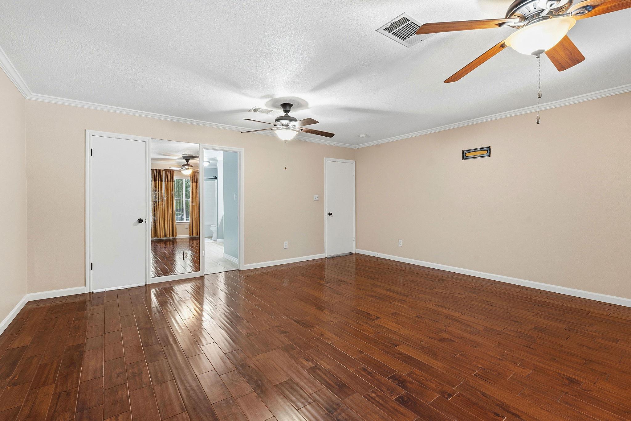 6614 Roseborough Dr Property Photo 16