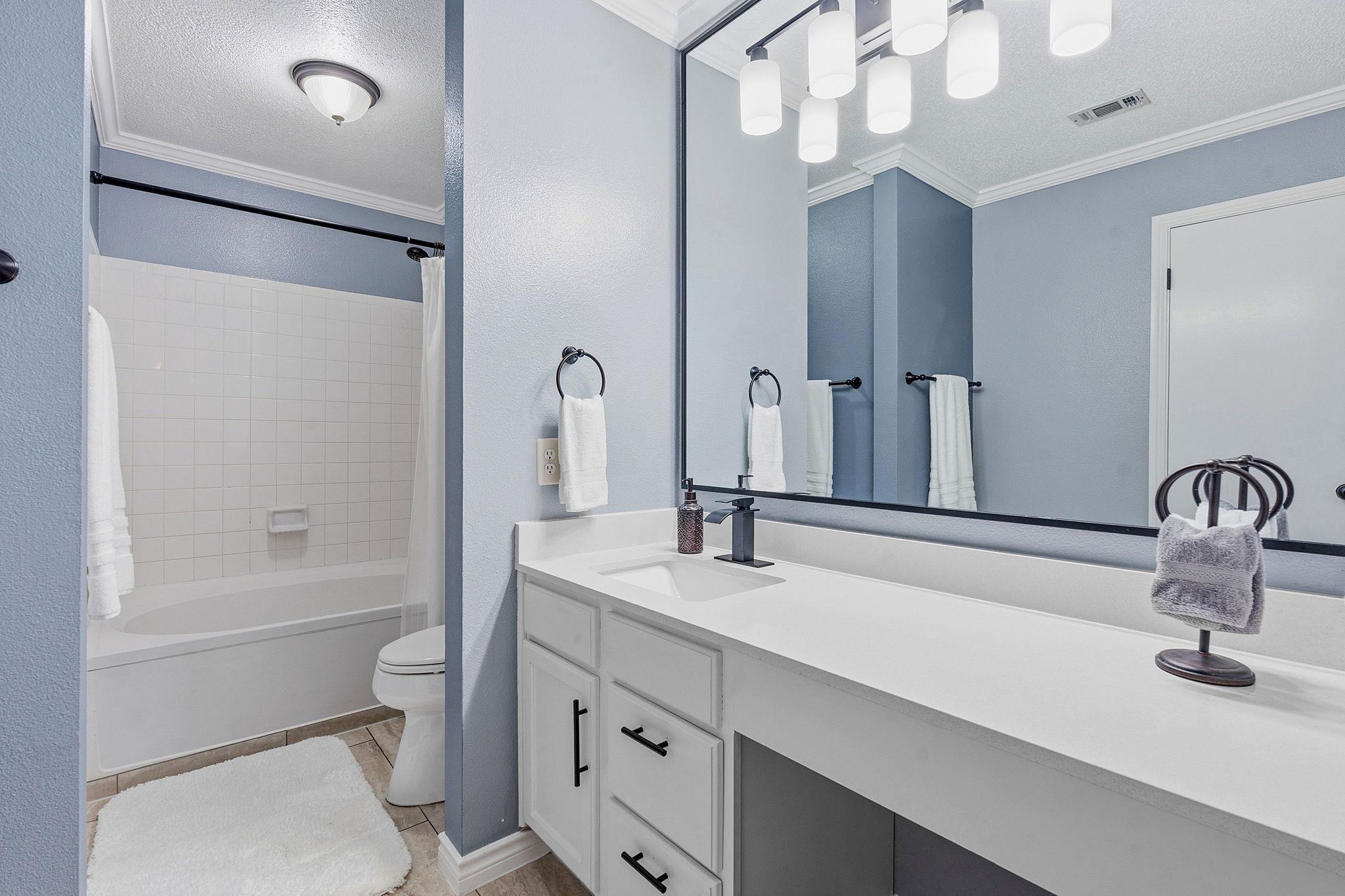 6614 Roseborough Dr Property Photo 18