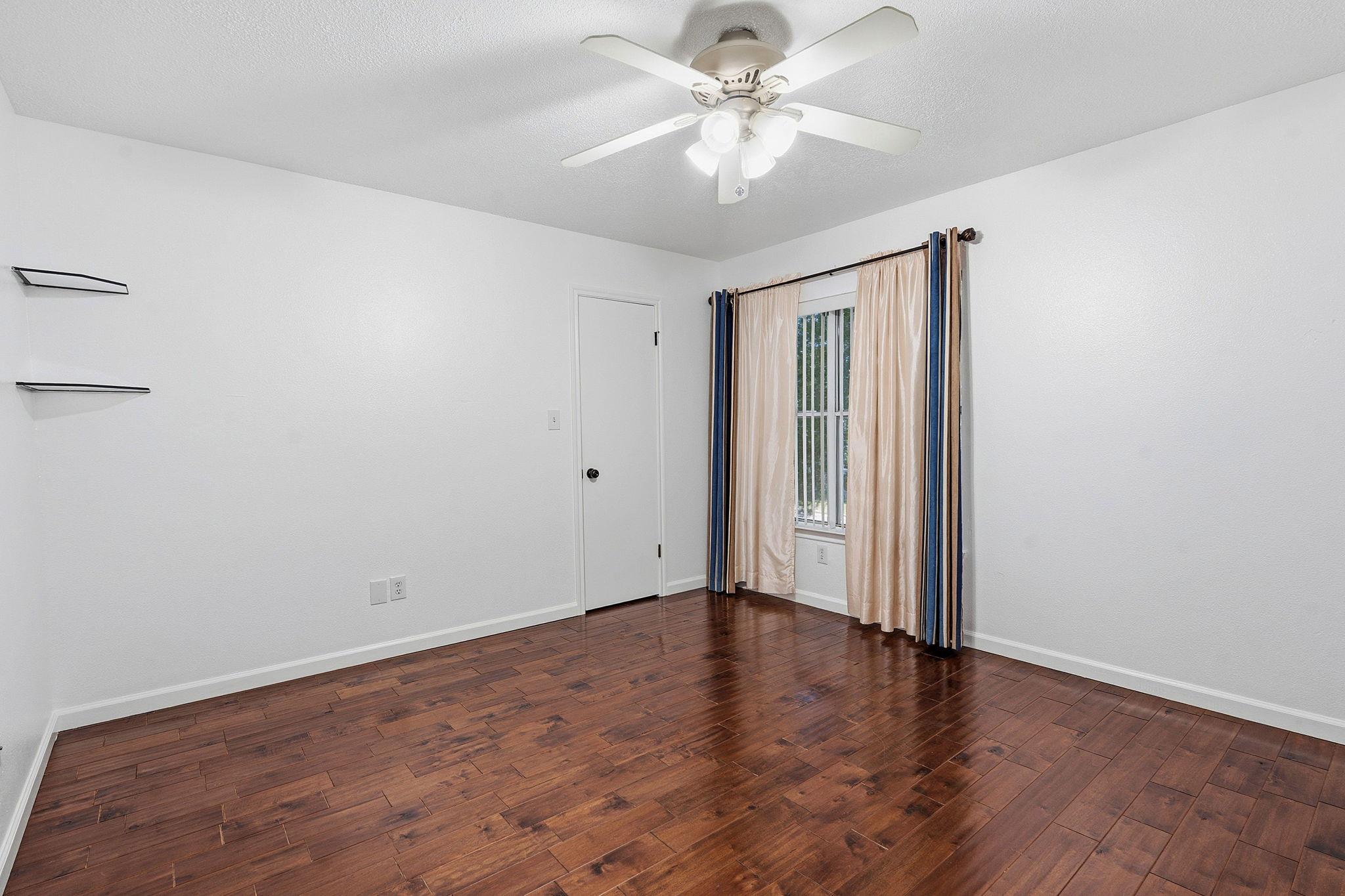 6614 Roseborough Dr Property Photo 21