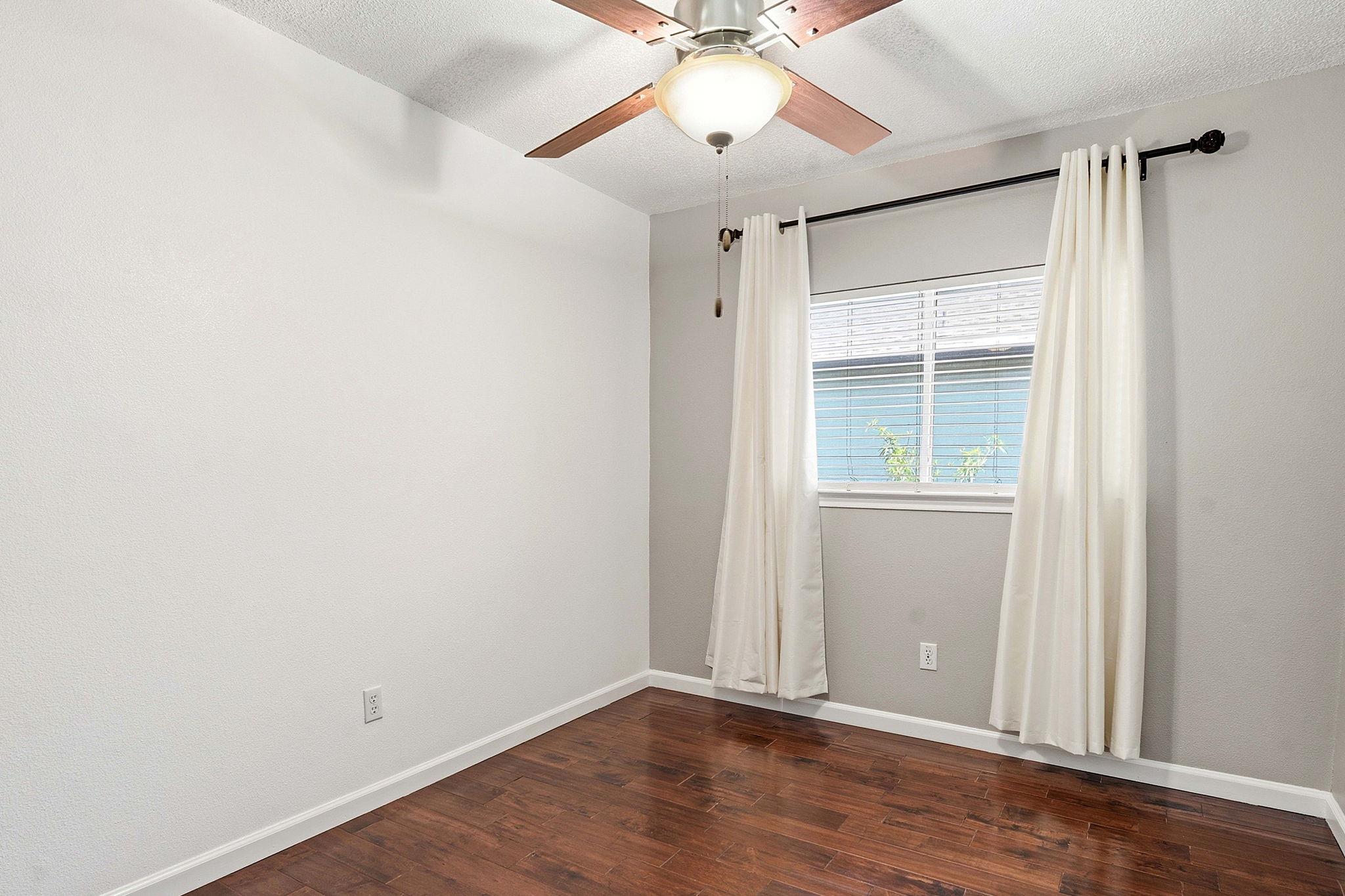 6614 Roseborough Dr Property Photo 22