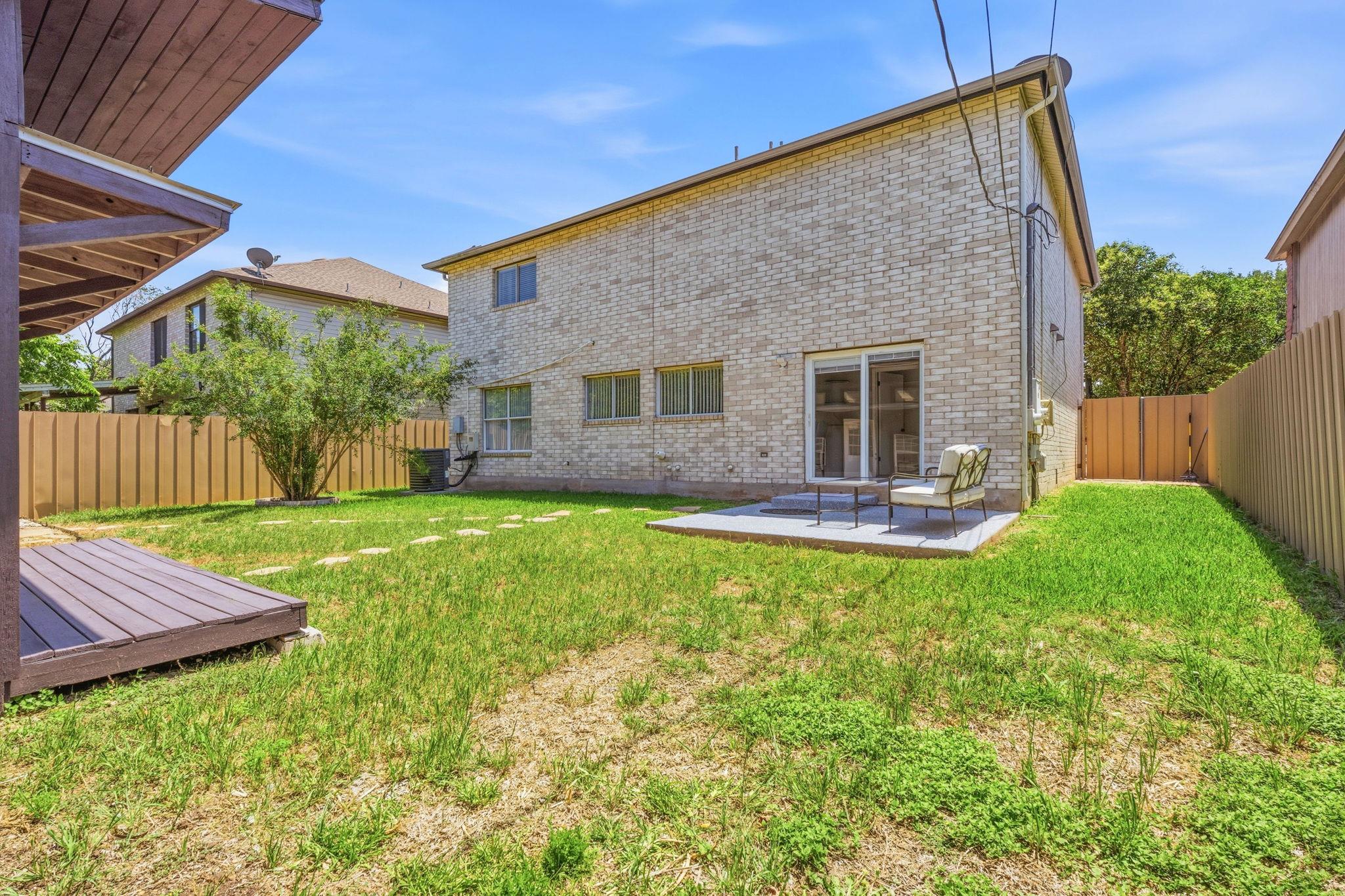 6614 Roseborough Dr Property Photo 27