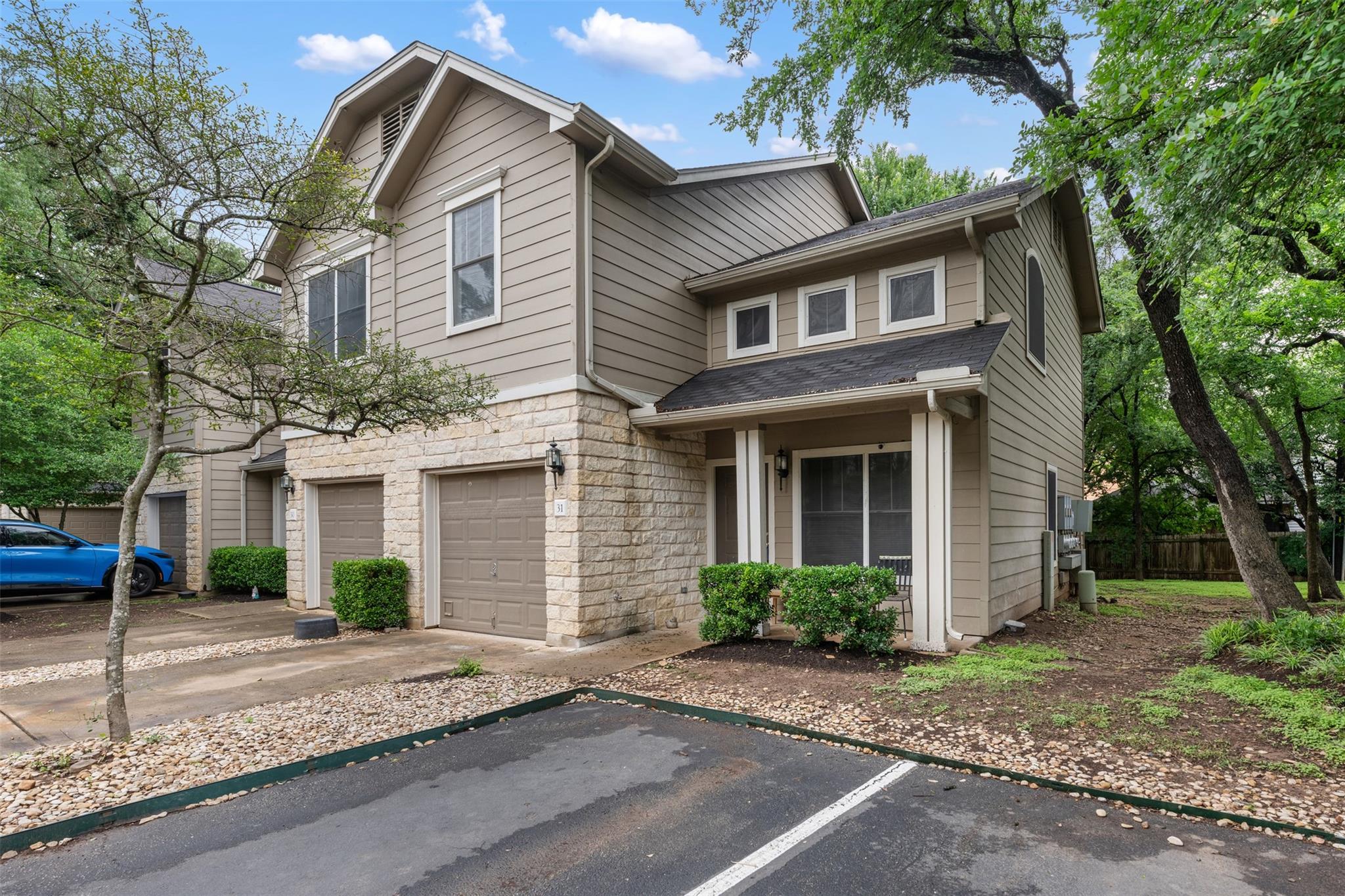 4501 Whispering Valley Dr #31 Property Photo 3