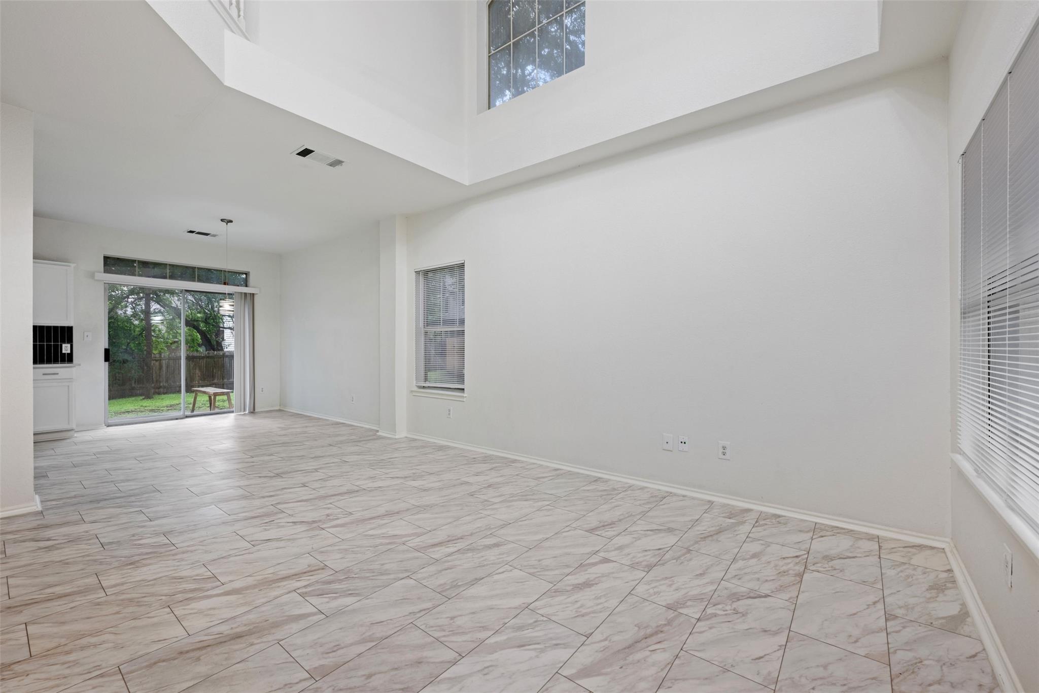 4501 Whispering Valley Dr #31 Property Photo 8