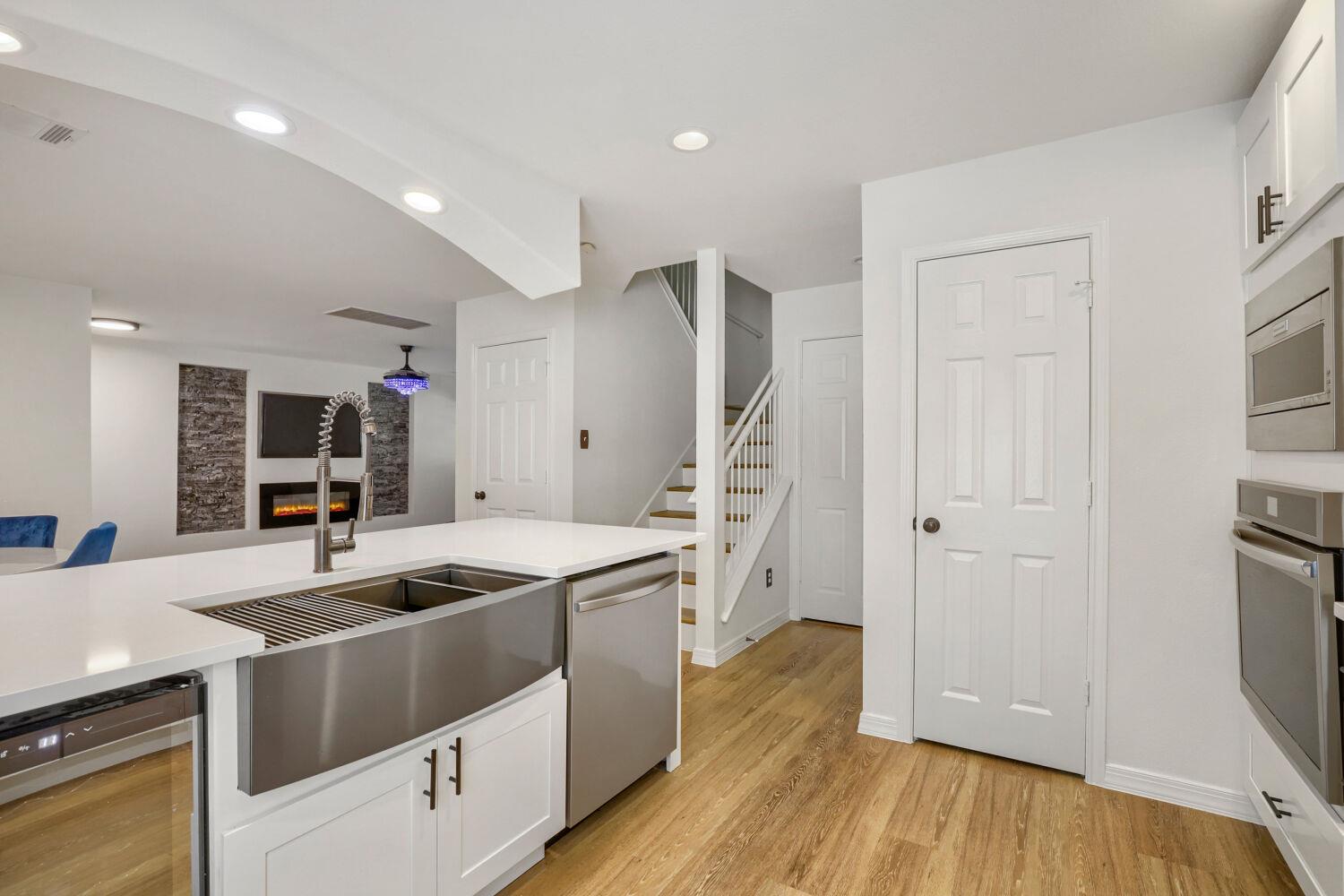 1300 Miss Allisons Way Property Photo 10
