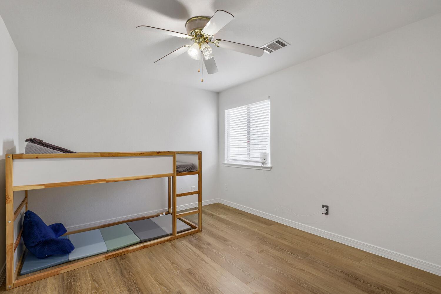 1300 Miss Allisons Way Property Photo 16