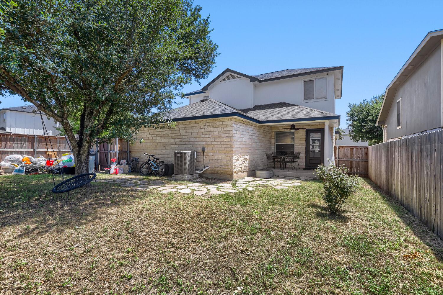 1300 Miss Allisons Way Property Photo 27