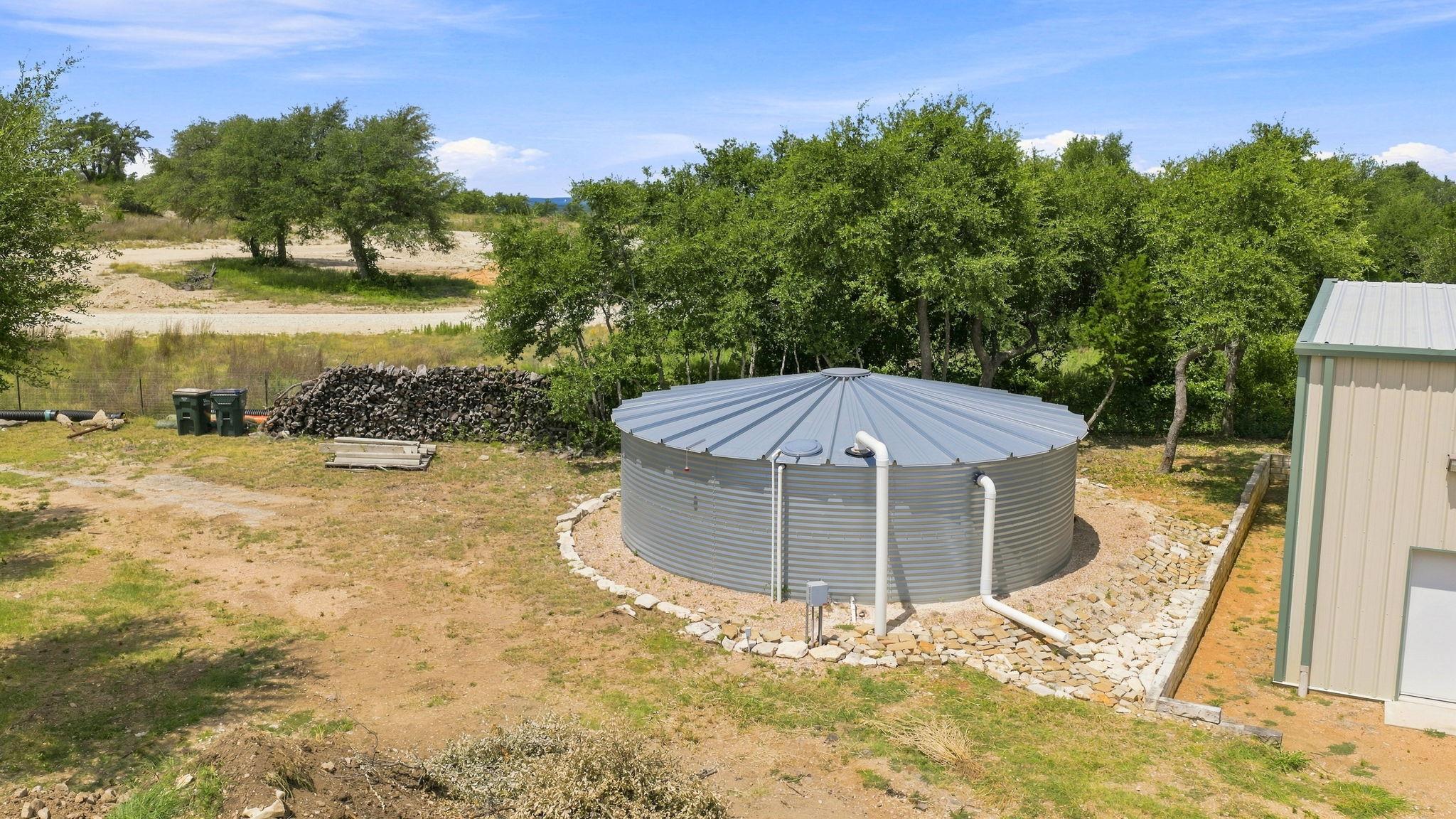 7748 E Us Highway 290 None #5 Property Photo 19