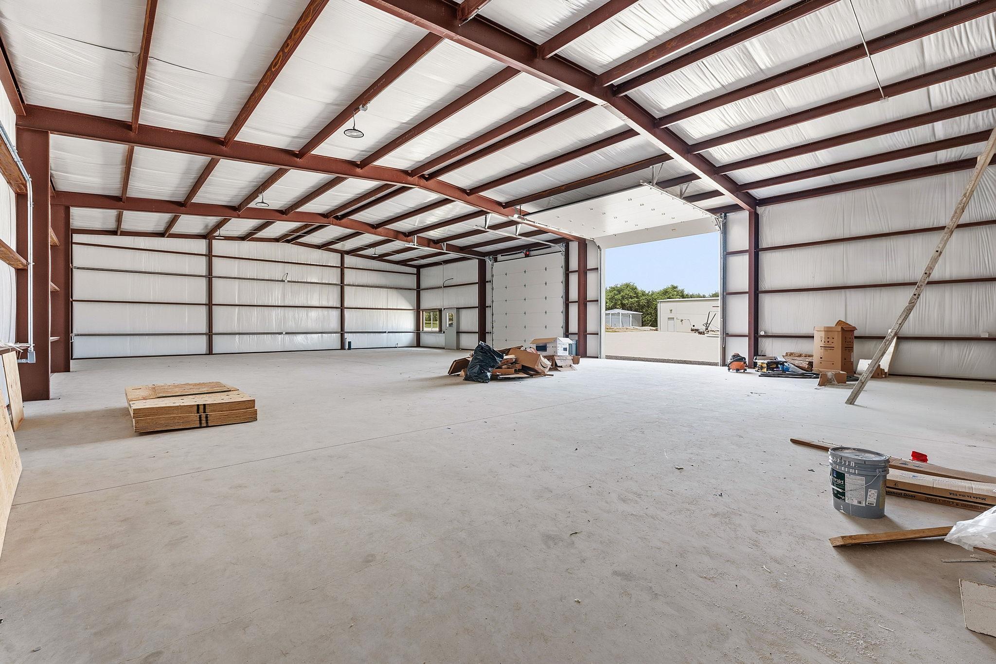 7748 E Us Highway 290 None #5 Property Photo 31