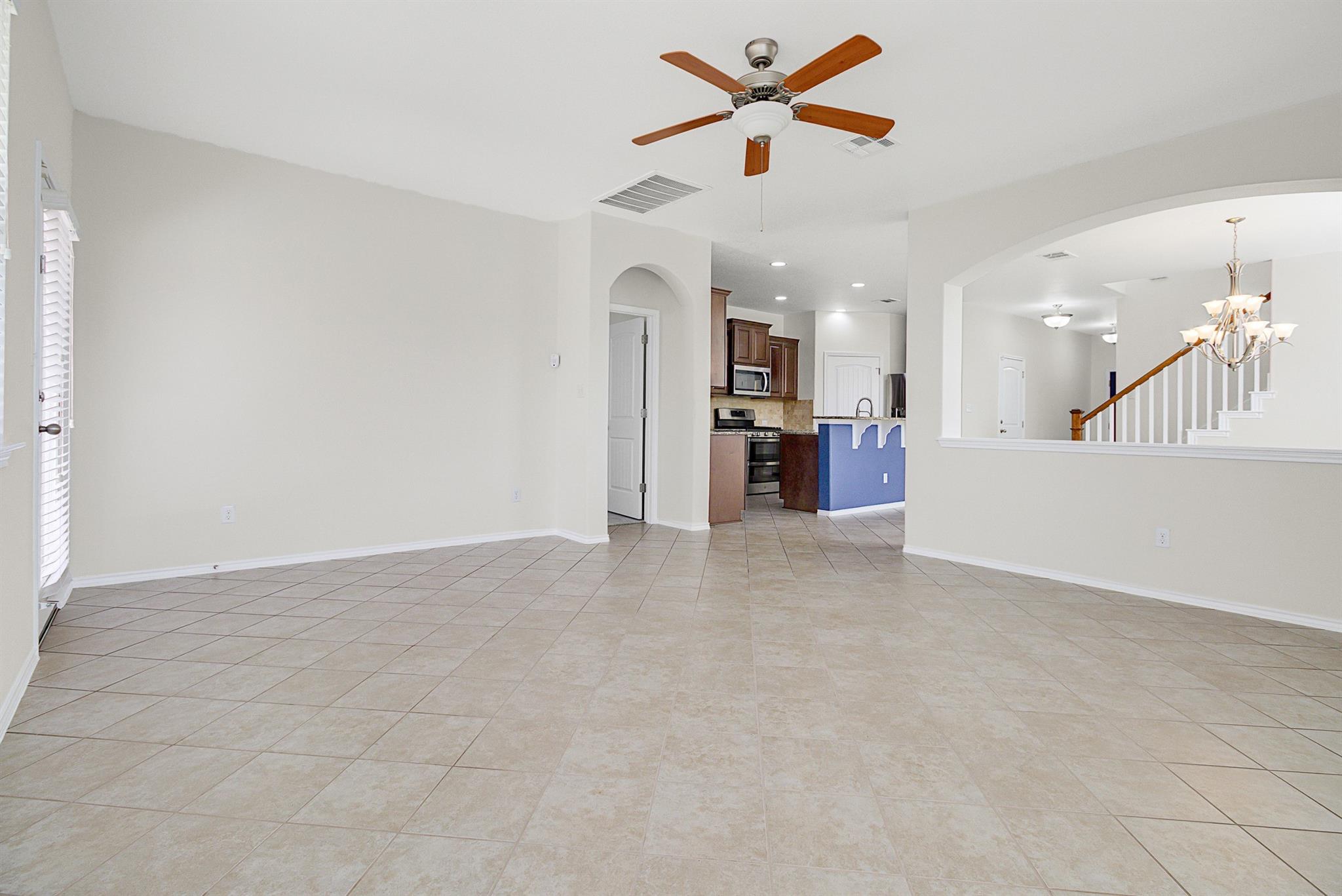 501 Silver Trl Property Photo 3