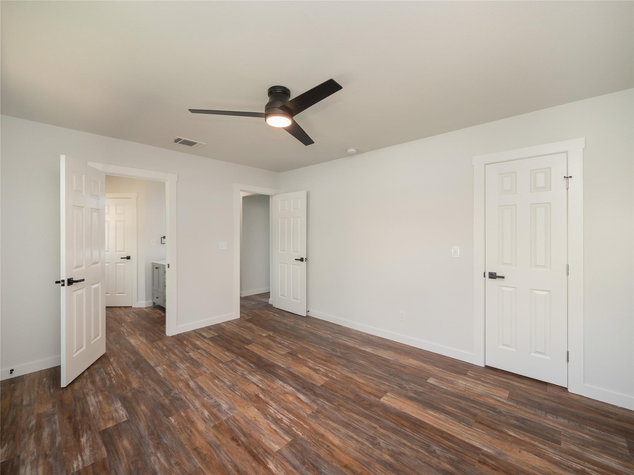 109 Elizabeth Dr Property Photo 15