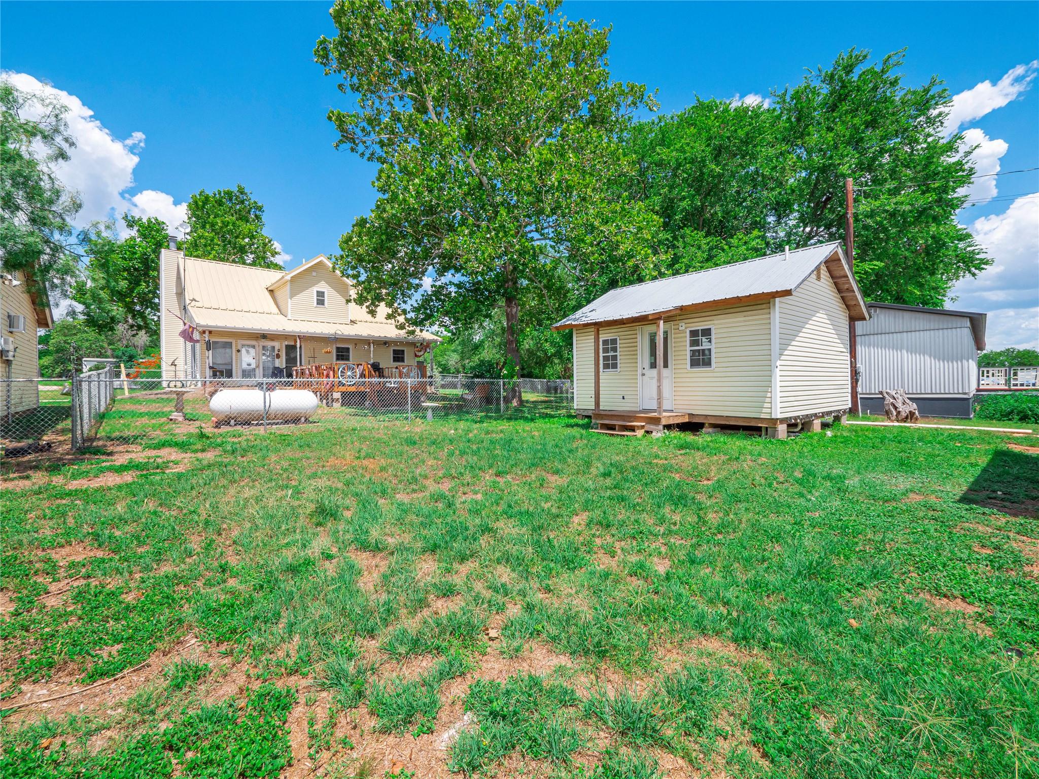 109 Elizabeth Dr Property Photo 30