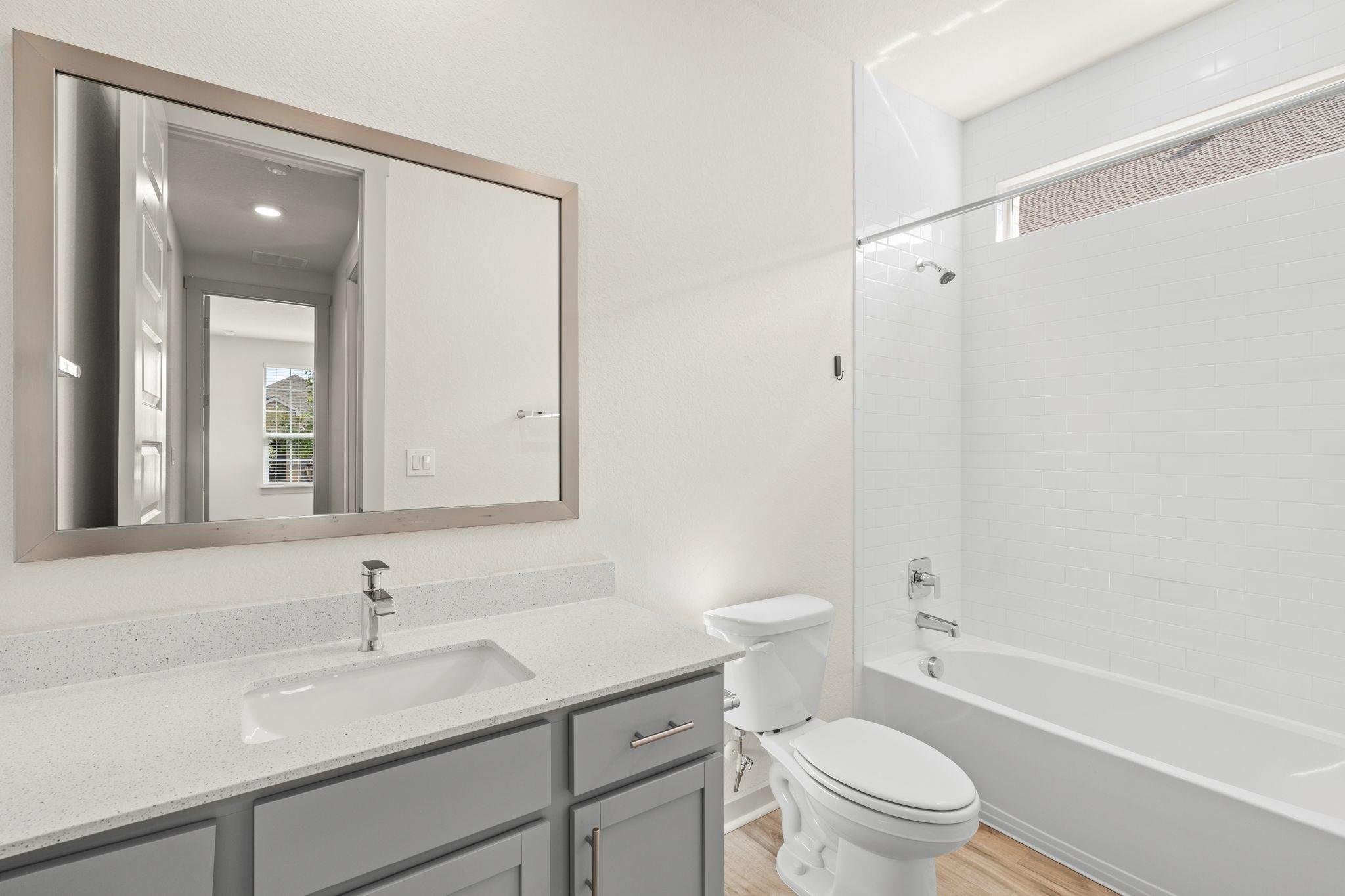 221 Indian Shoal Dr Property Photo 6