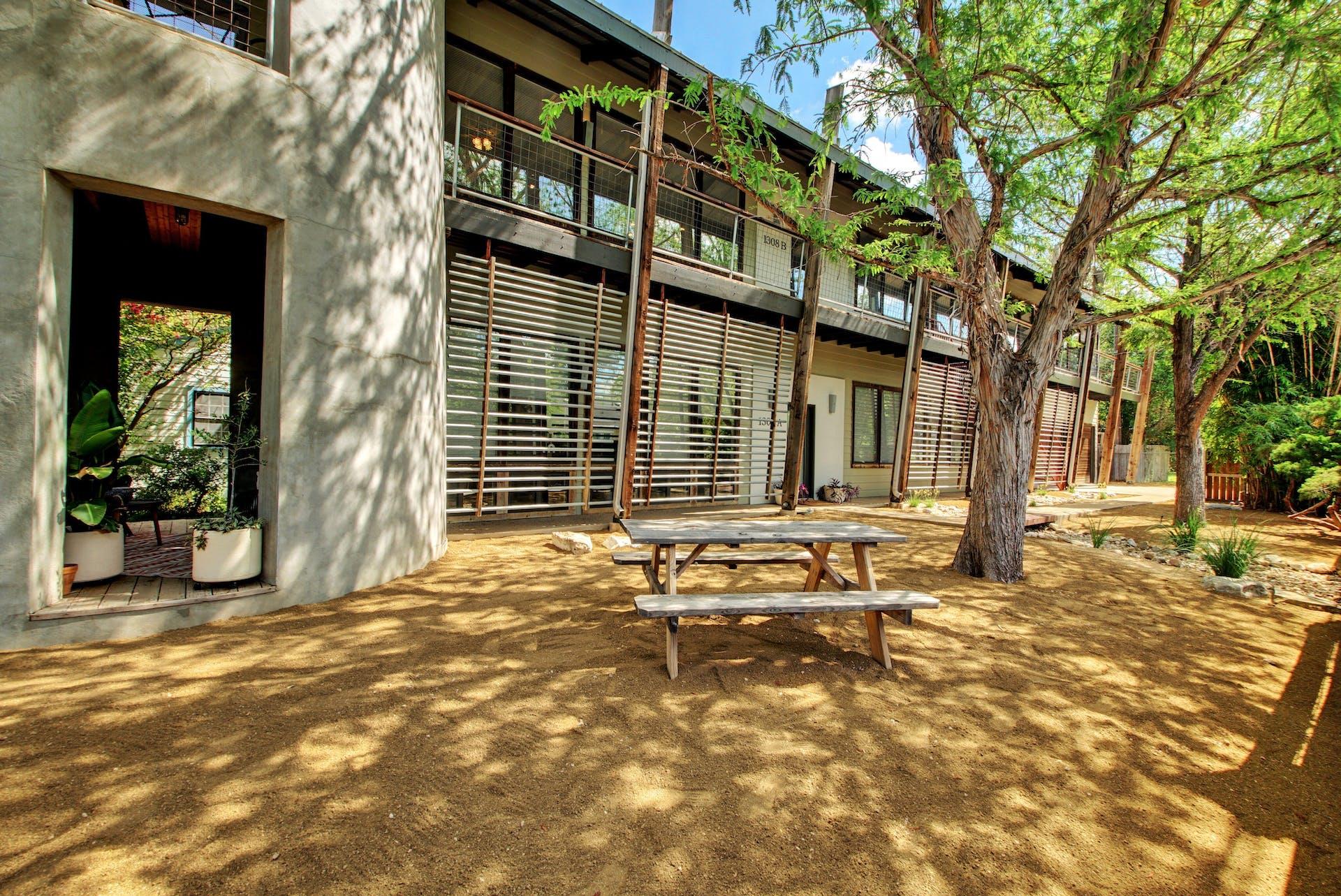1308 W North Loop Blvd W #b Property Photo 1