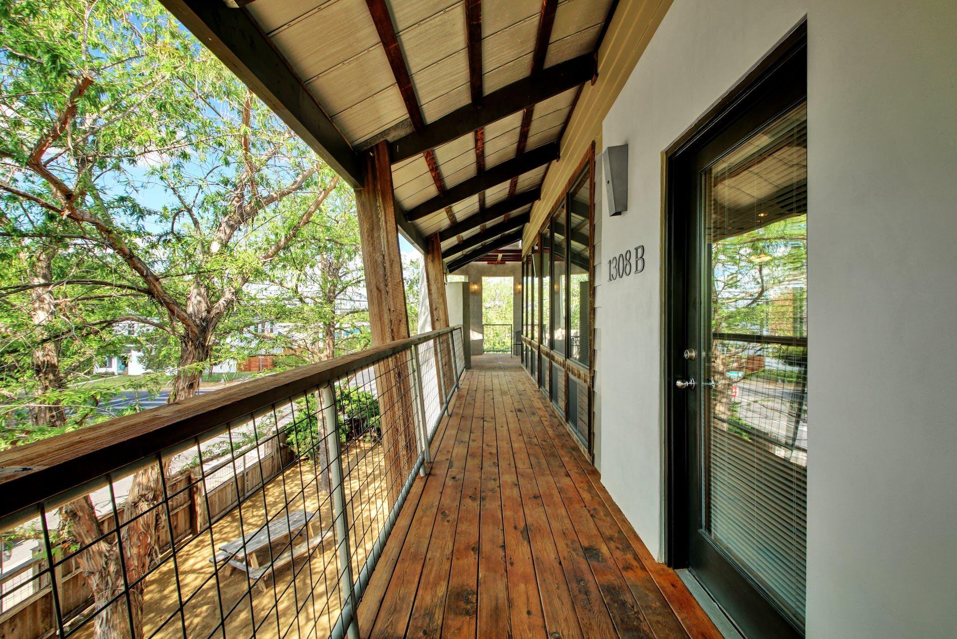 1308 W North Loop Blvd W #b Property Photo 5