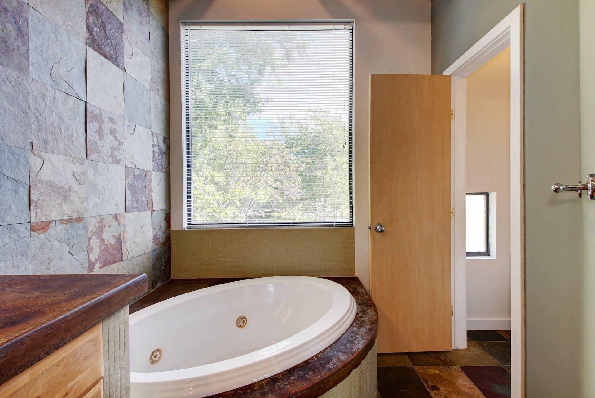 1308 W North Loop Blvd W #b Property Photo 18