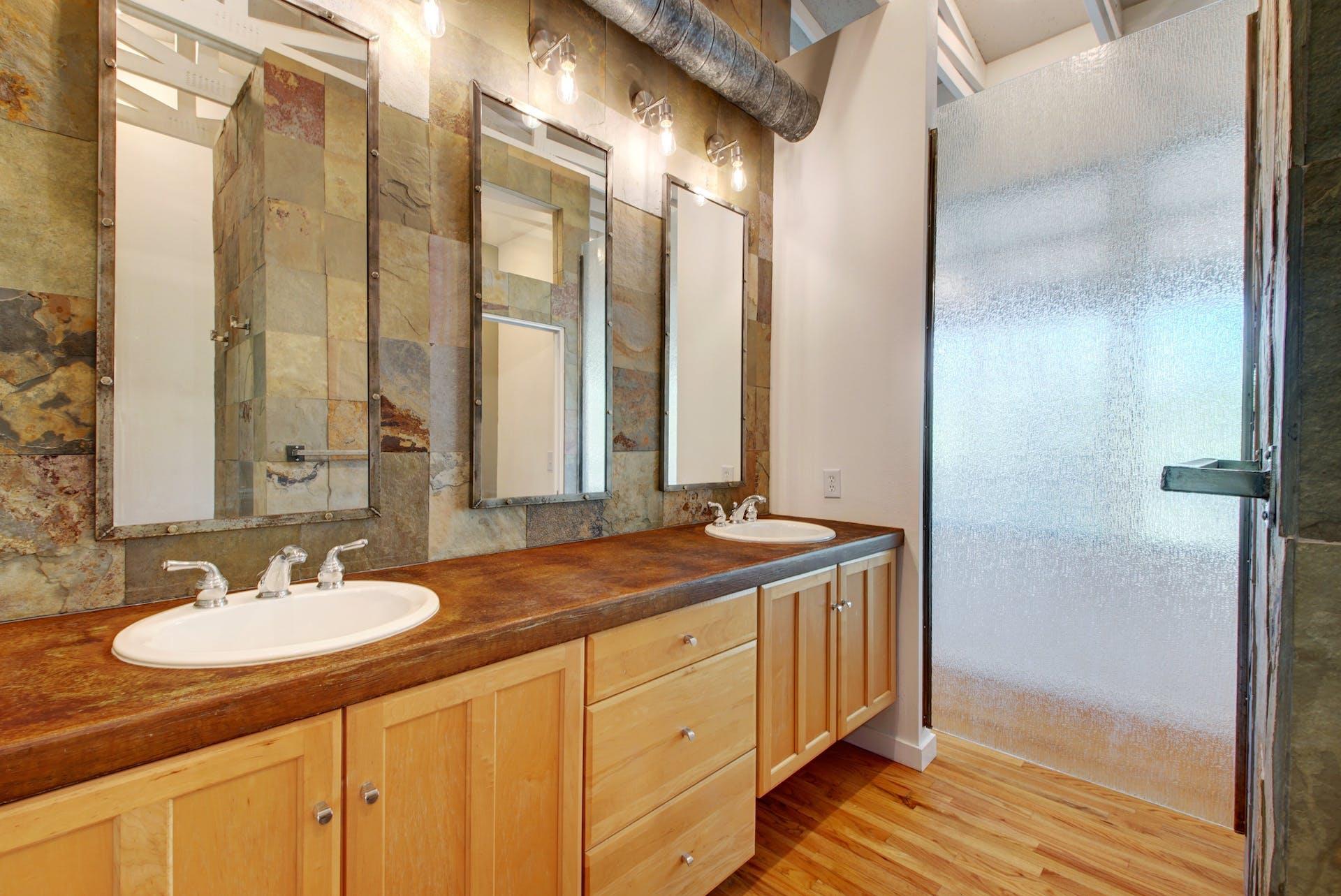1308 W North Loop Blvd W #b Property Photo 23