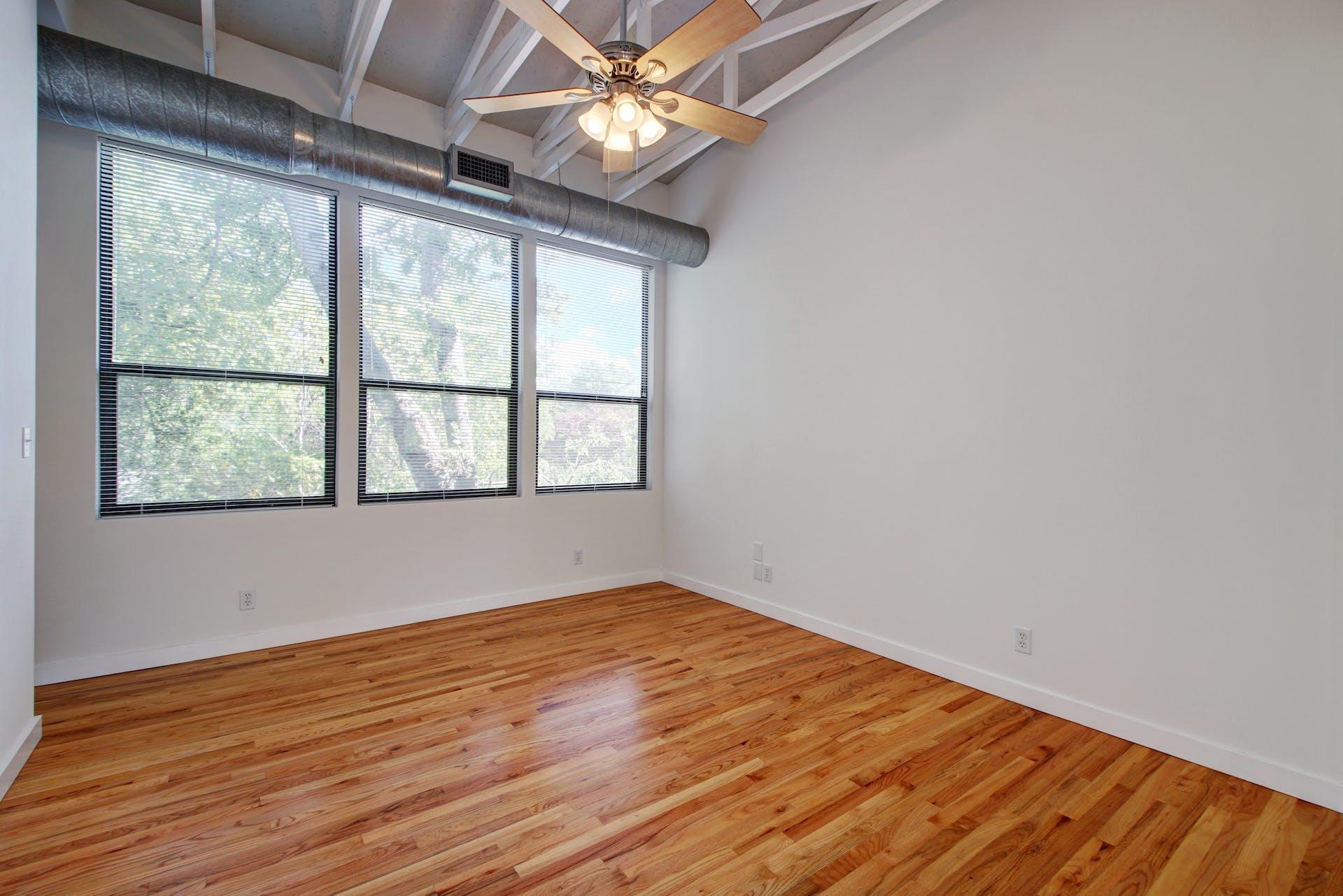 1308 W North Loop Blvd W #b Property Photo 25