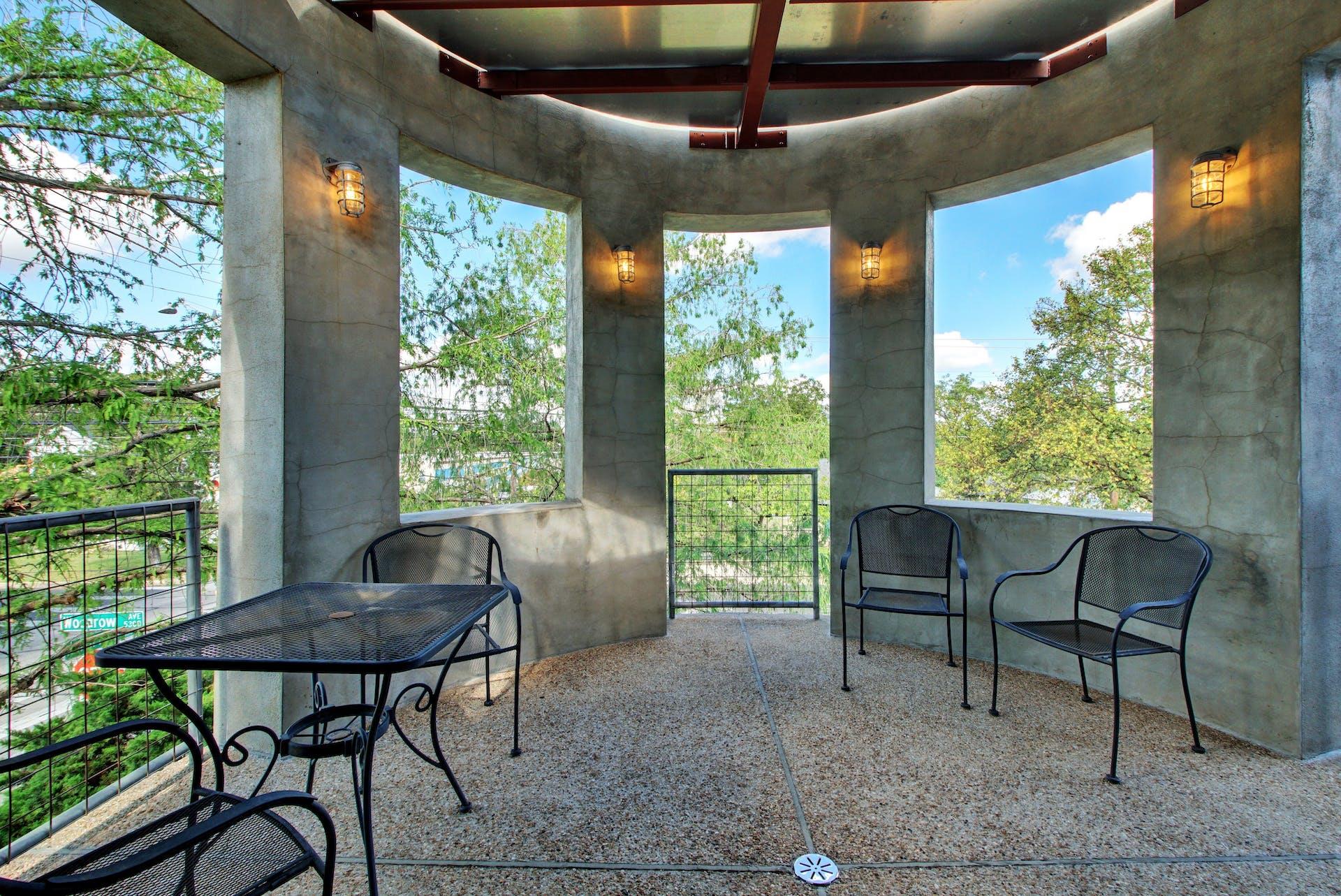1308 W North Loop Blvd W #b Property Photo 26
