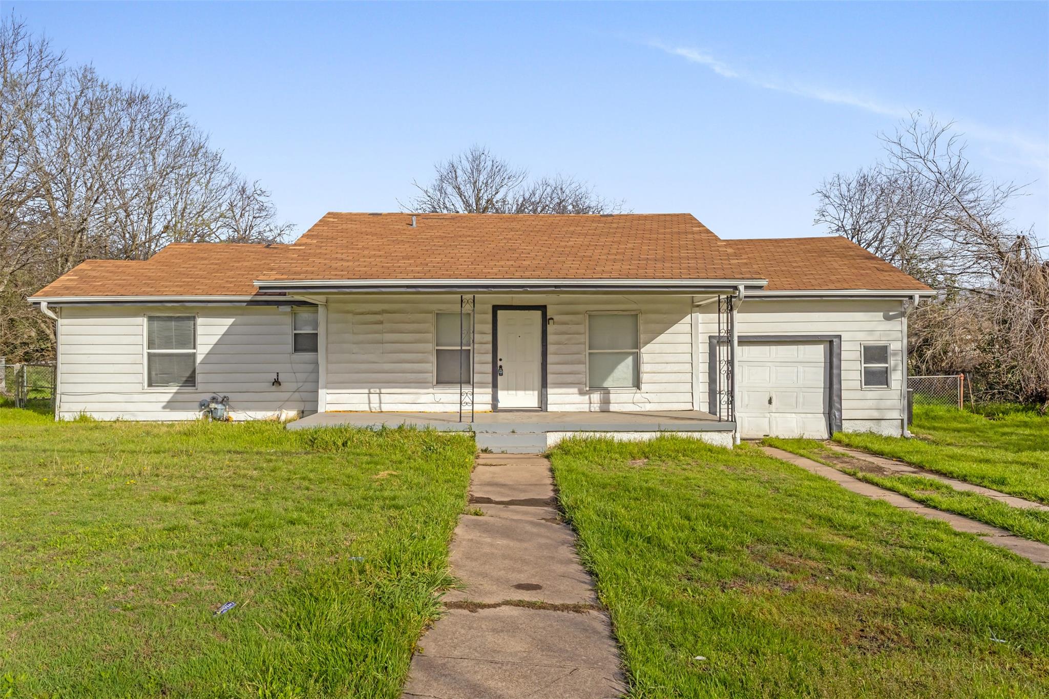 710 Dunbar Rd Property Photo