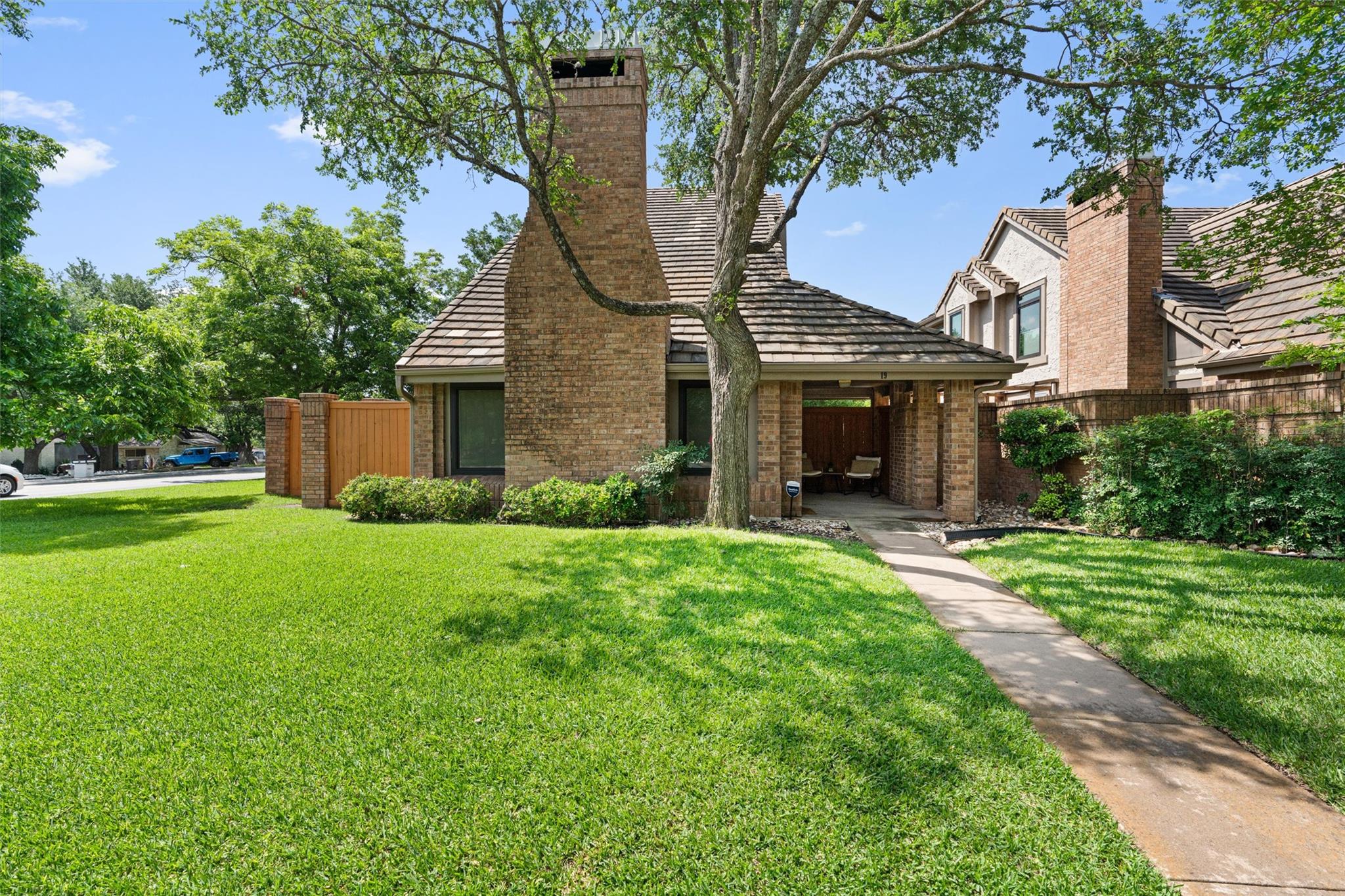 11310 Spicewood Club Dr #19 Property Photo 1