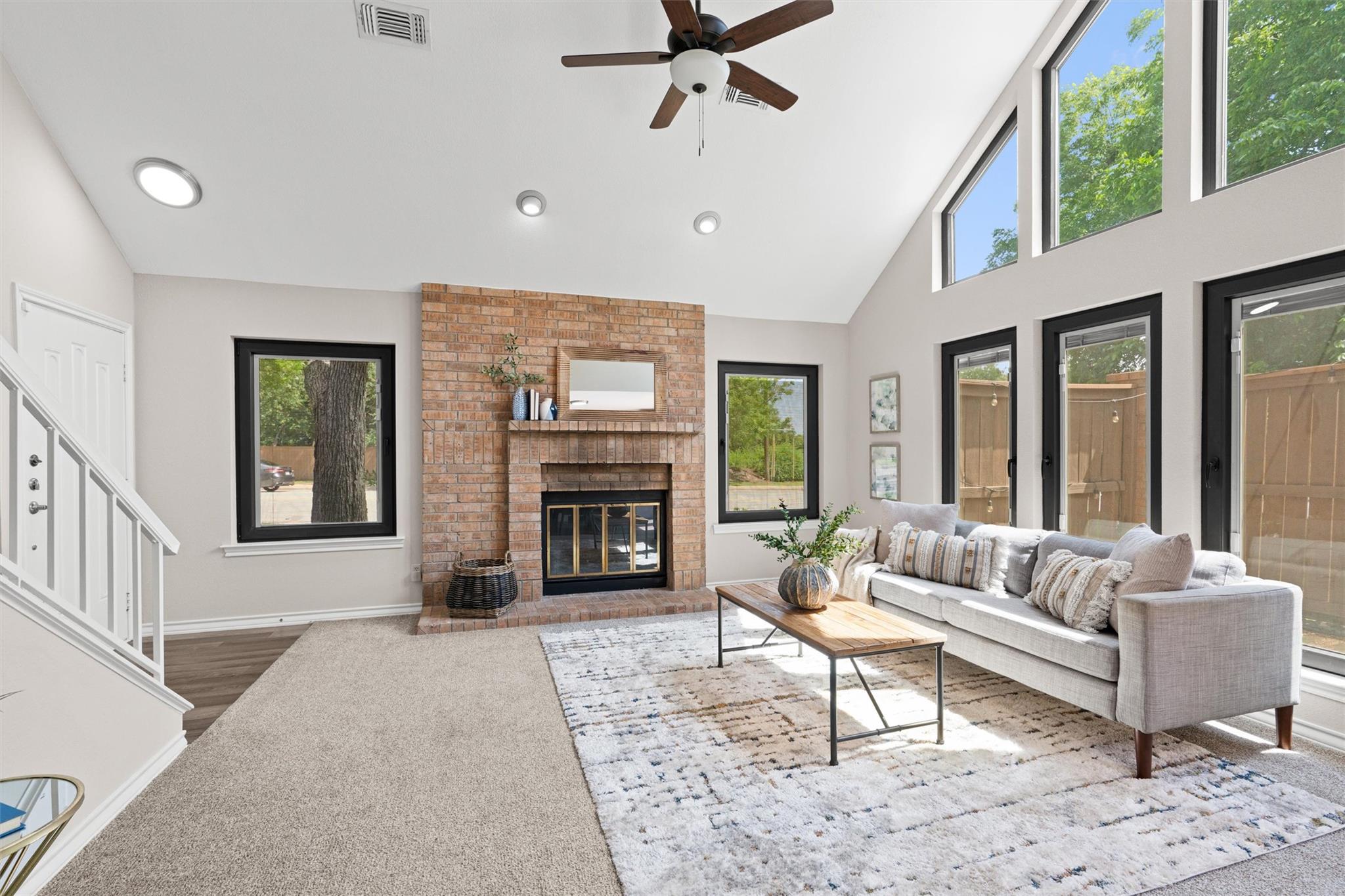 11310 Spicewood Club Dr #19 Property Photo 6