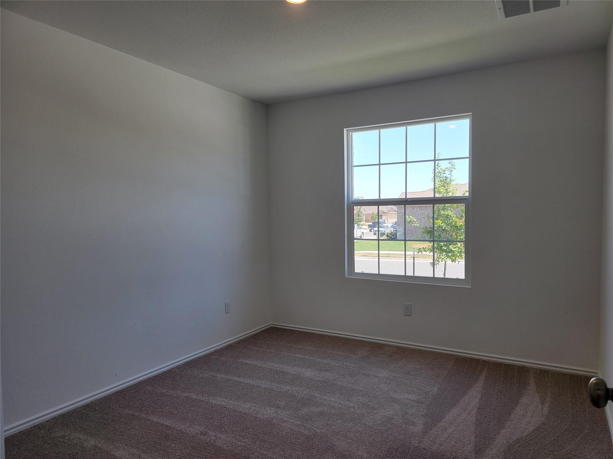 100 Montego St Property Photo 6
