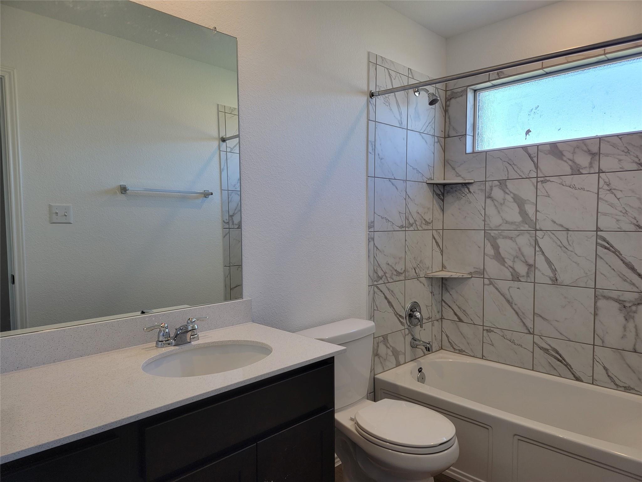 100 Montego St Property Photo 7