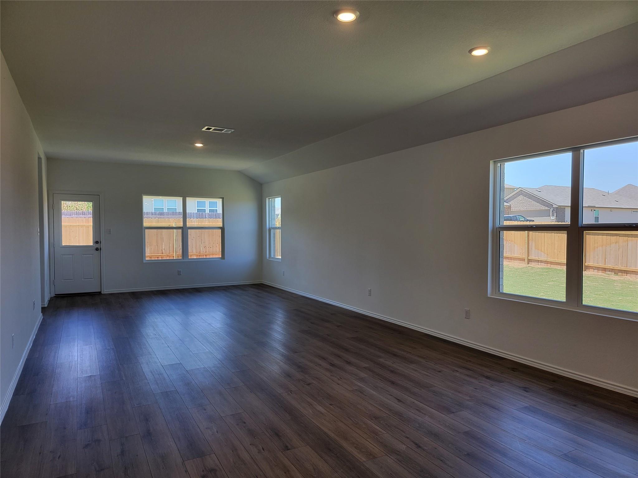 100 Montego St Property Photo 11